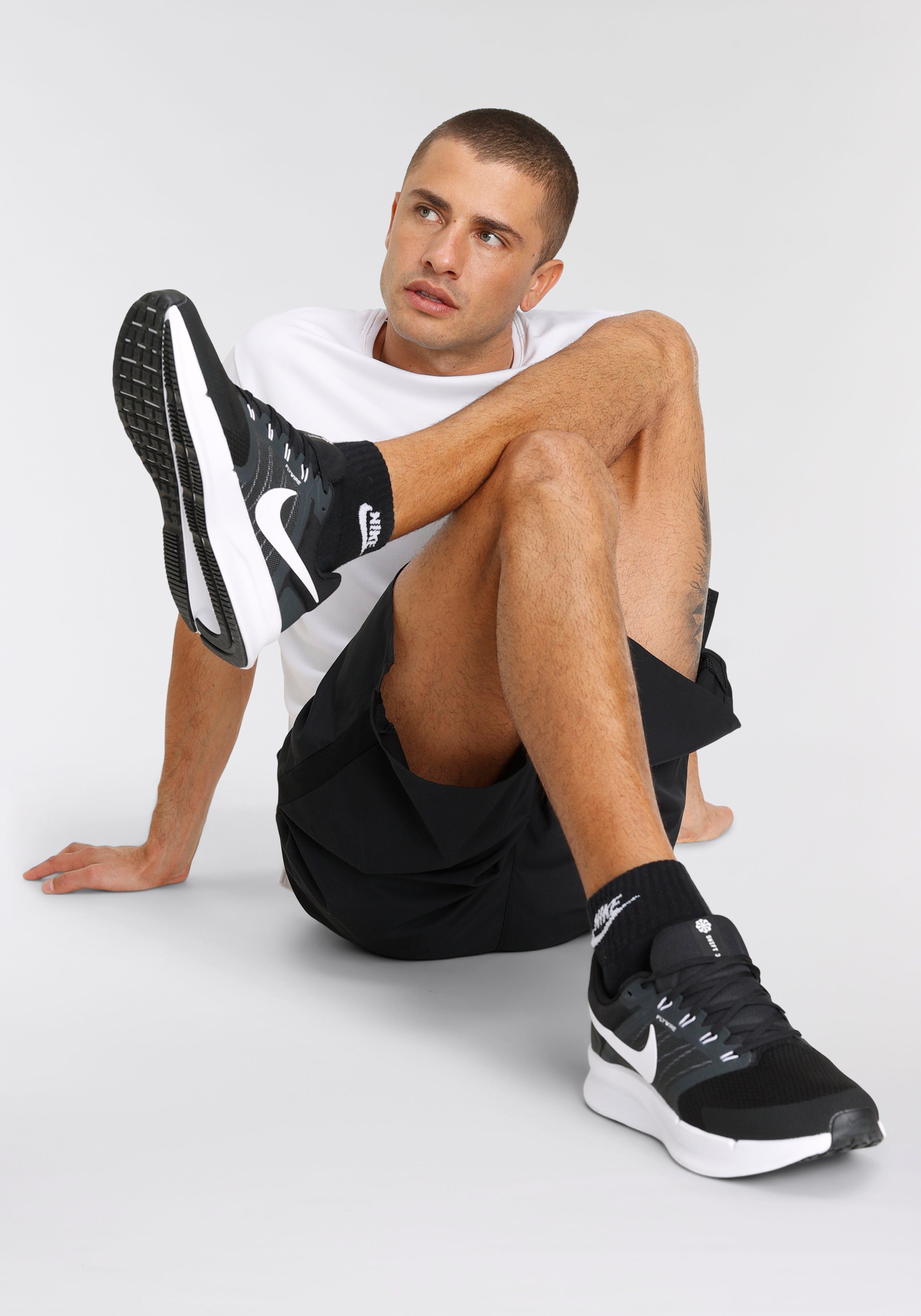 Nike Runningschoenen RUN SWIFT 3