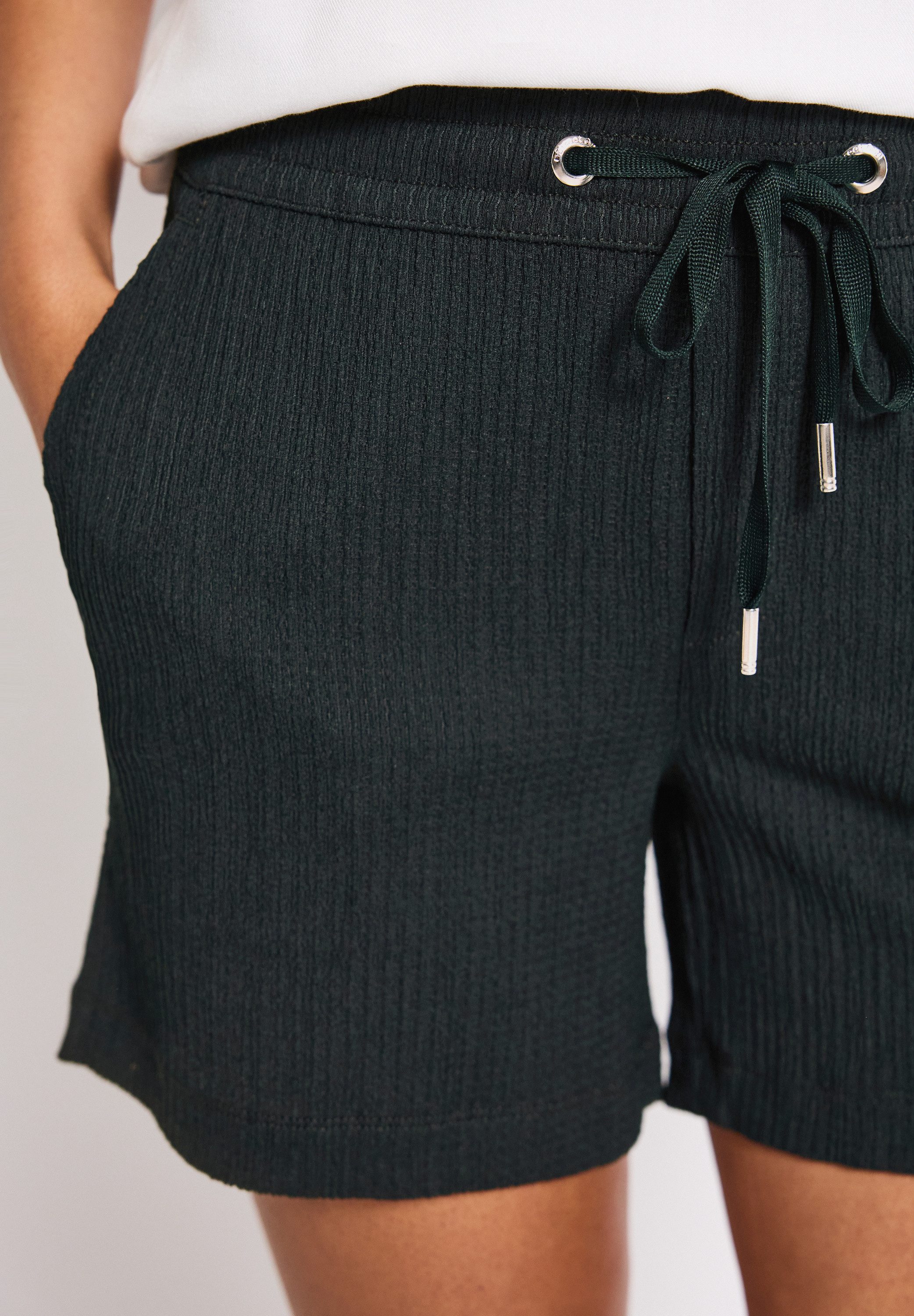 STREET ONE Short met structuur