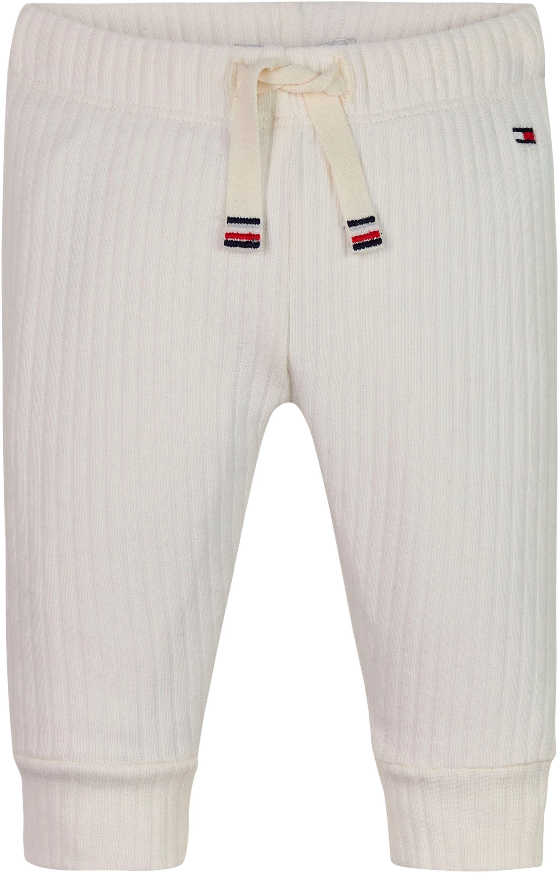 Tommy Hilfiger Sweatbroek ESSENTIAL REGULAR SWEATPANTS Baby tot 2 jaar met logo-borduursel