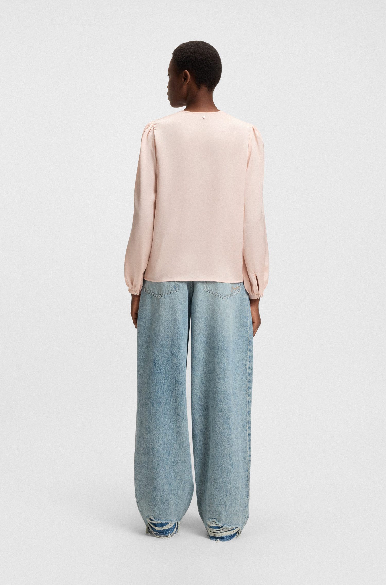 Boss Orange Klassieke blouse Bonnie Premium Damesmode met gesplitste ronde hals