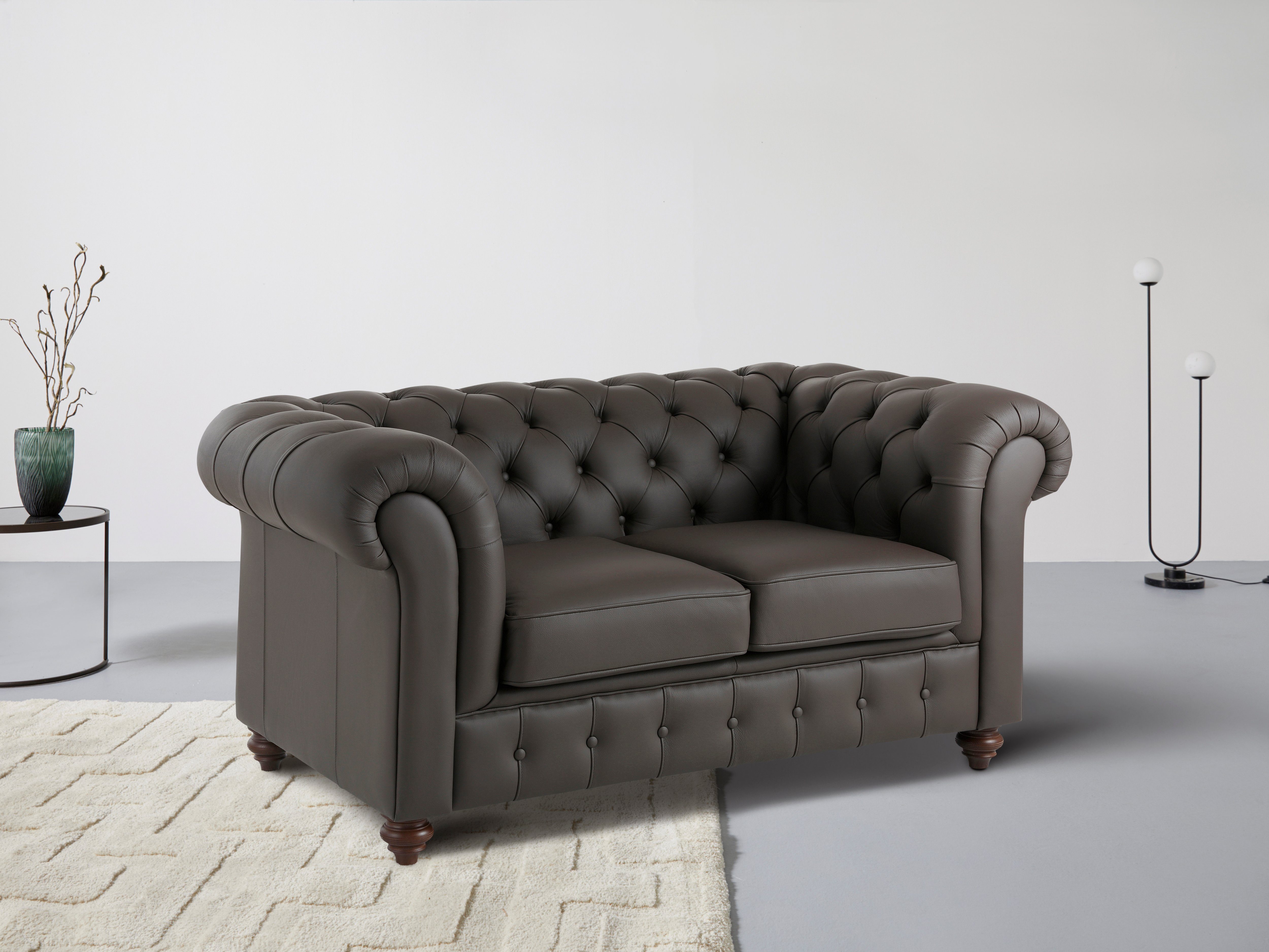 Home affaire Chesterfield-bank CHESTERFIELD met hoogwaardige knoopdetails, ook in leer