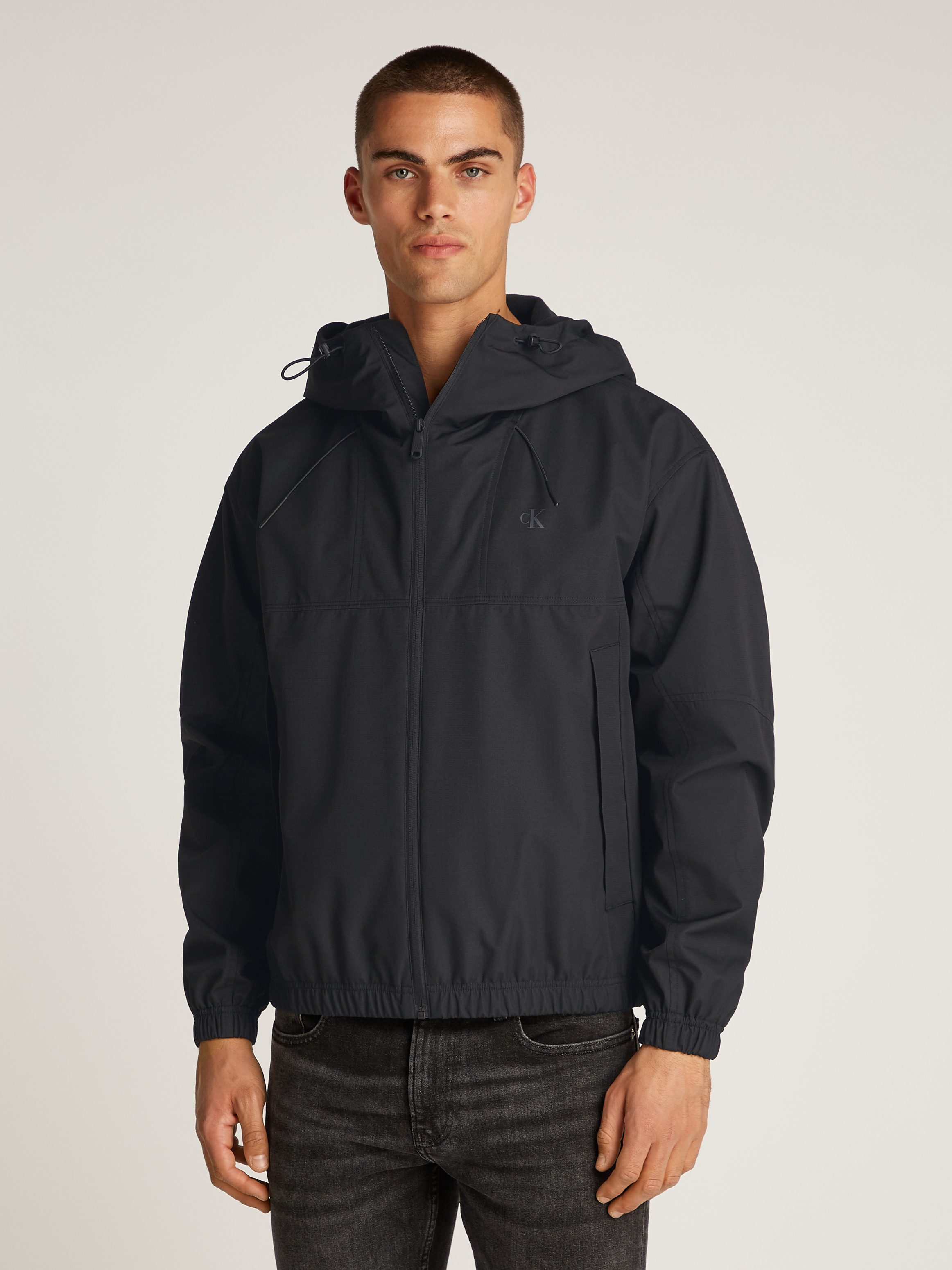 Calvin Klein Allweatherjack TECHNICAL JACKET Logodruk, steekzakken