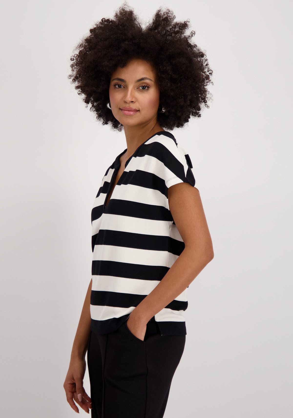 Monari Sweatshirt Gestreept Met ronde hals en splitje