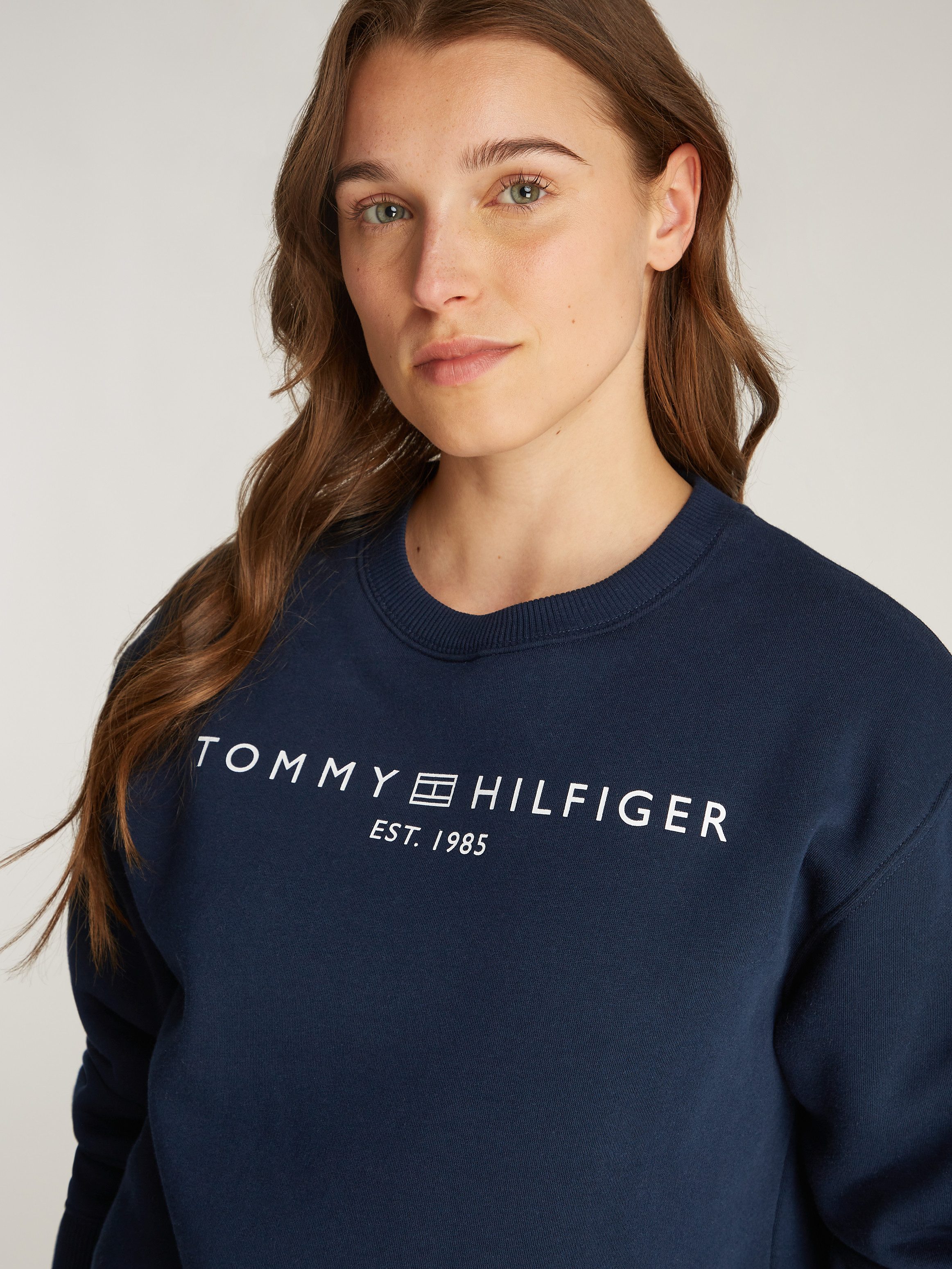 Tommy Hilfiger Sweatshirt MDRN REG CORP LOGO C-NK SWTSHRT