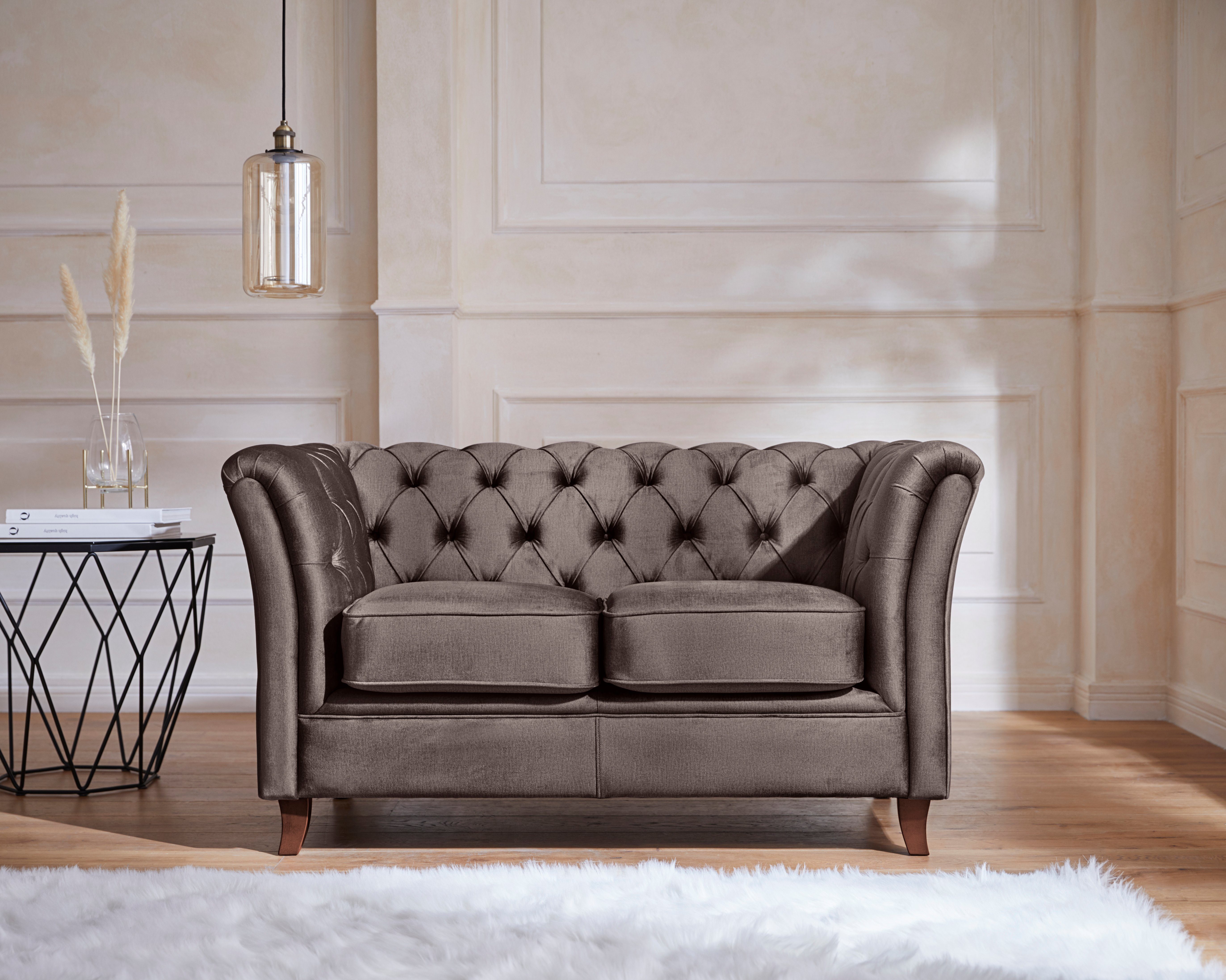 Home affaire 2-zitsbank Reims met echte chesterfield-capitonnage, uitstekende verwerking, fluwelige look met changerend effect