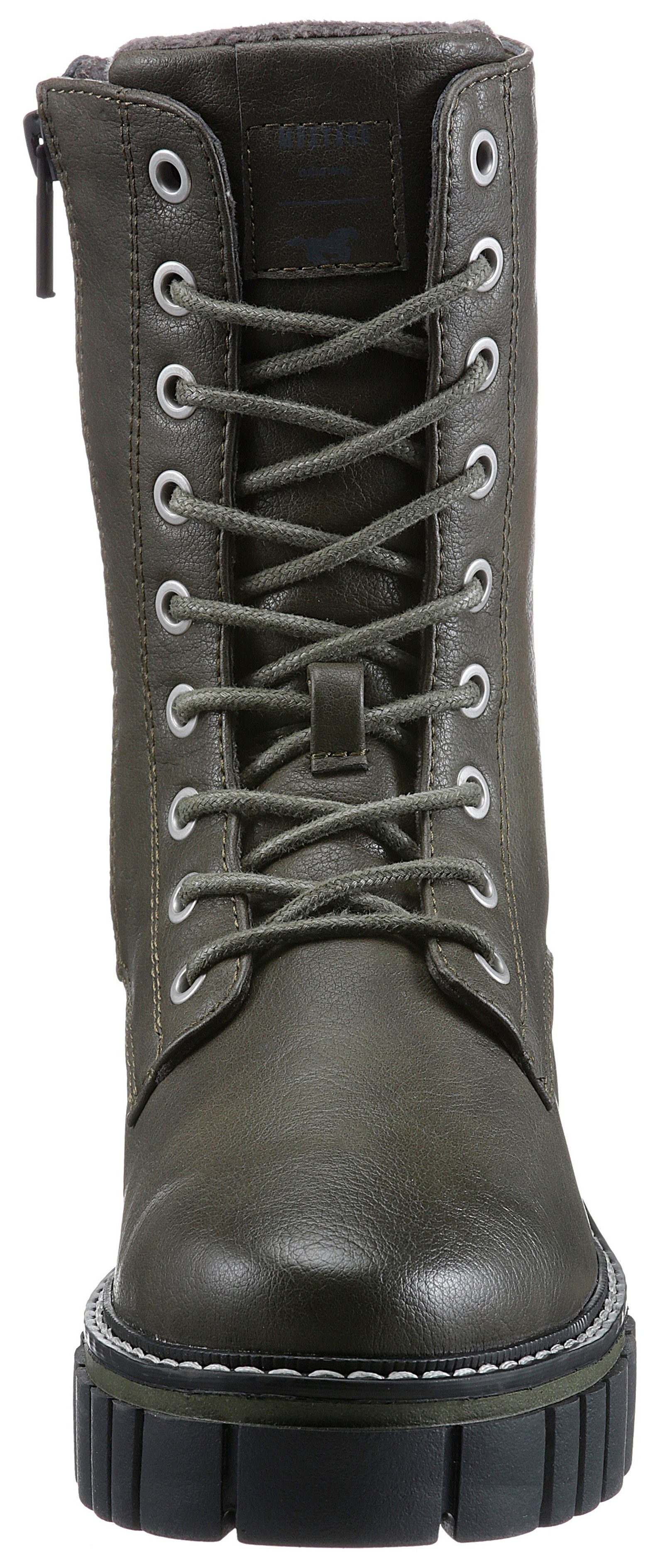 Mustang Shoes Hoge veterschoenen met profielzool