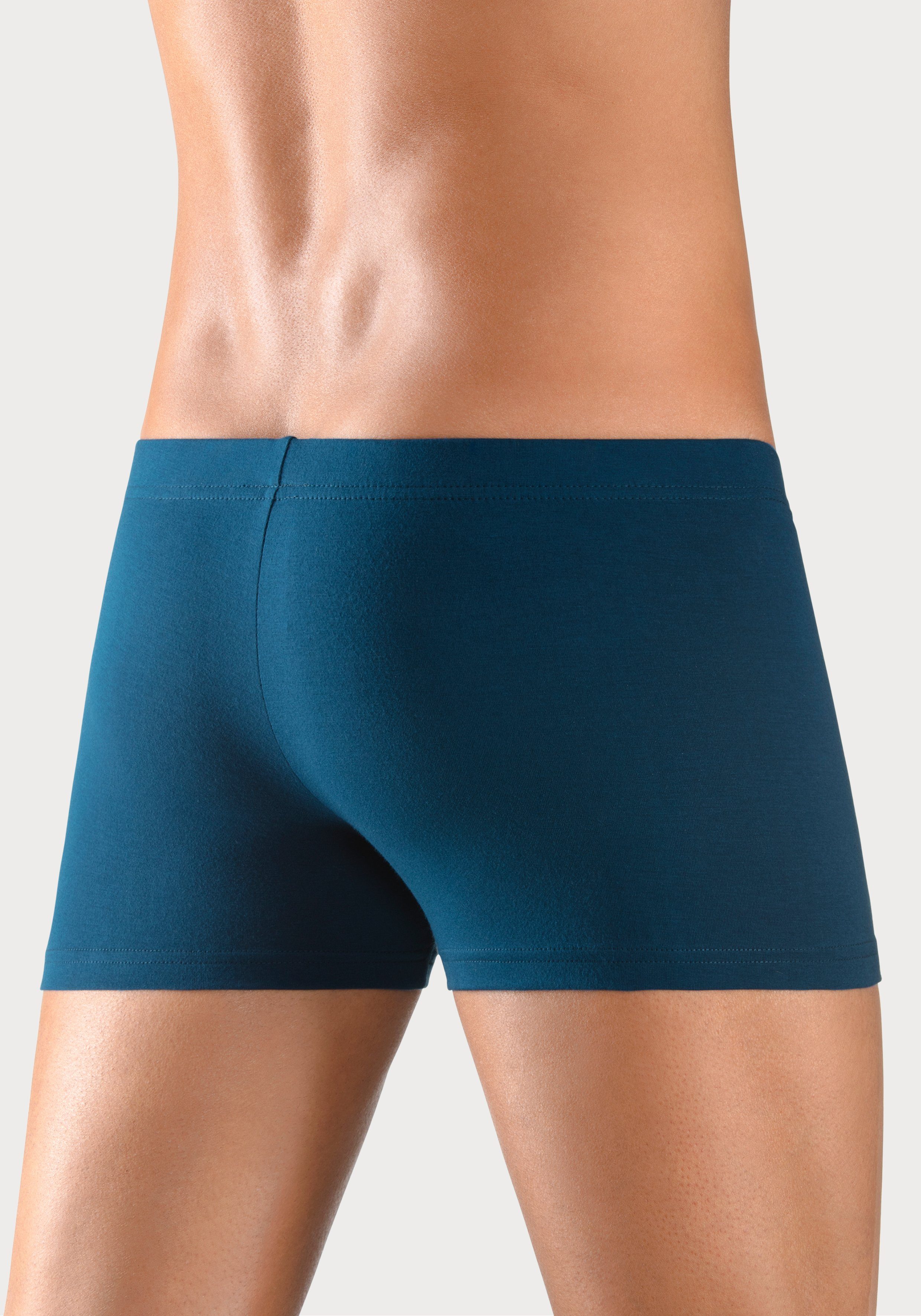 Bench. Boxershort voor heren met kleine logoprint op de pijp (blik, 4 stuks)