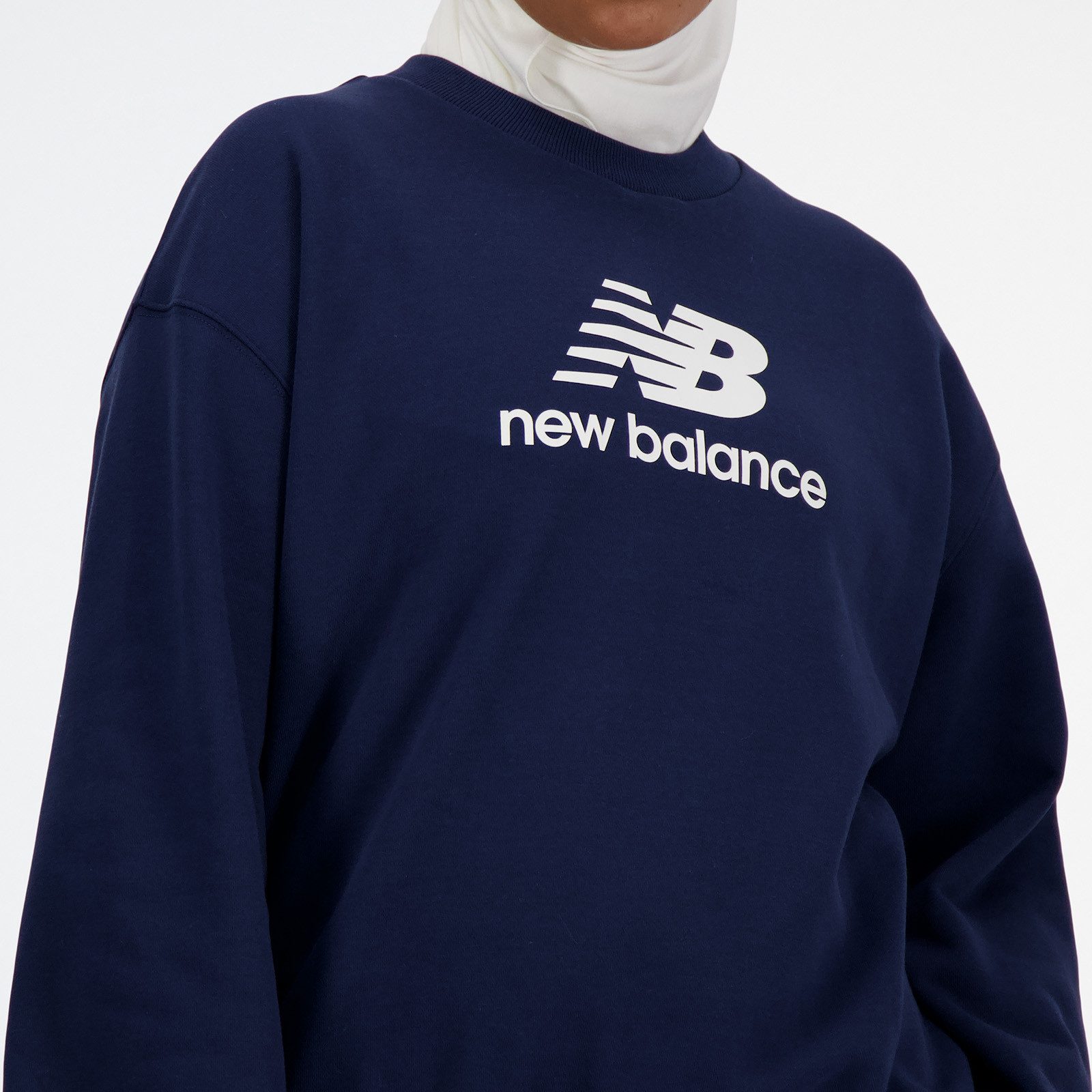 New Balance Hoodie Sport Essentials French Terryogo CrewONARCH BURGUNDY