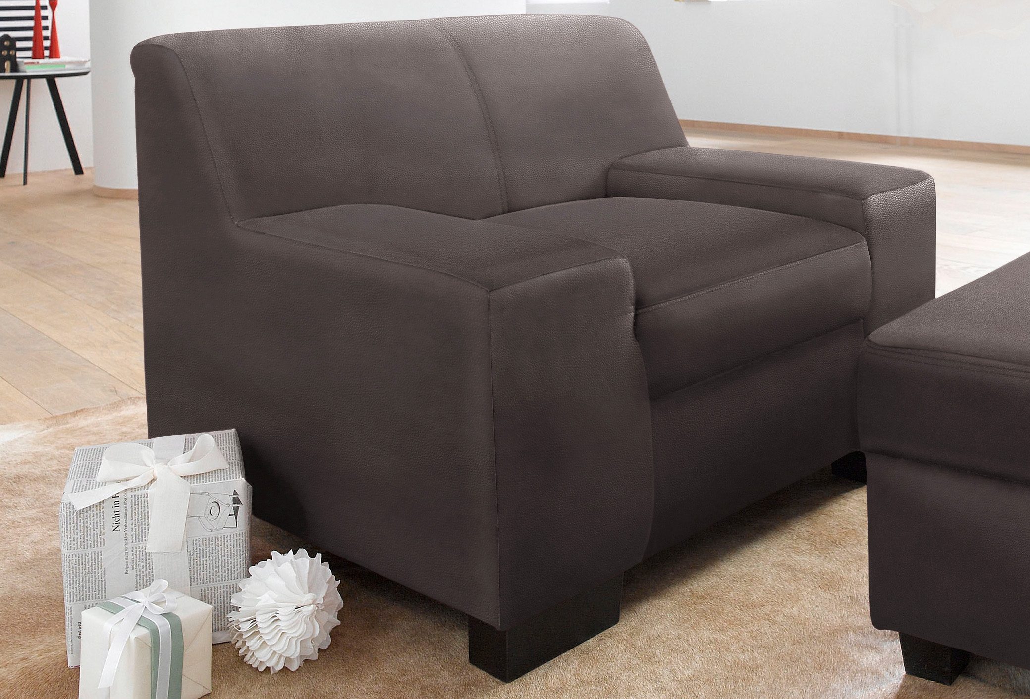DOMO collection Fauteuil Norma Top, elegant en modern, platte armleuningen, comfortabel (set) fauteuils bruin