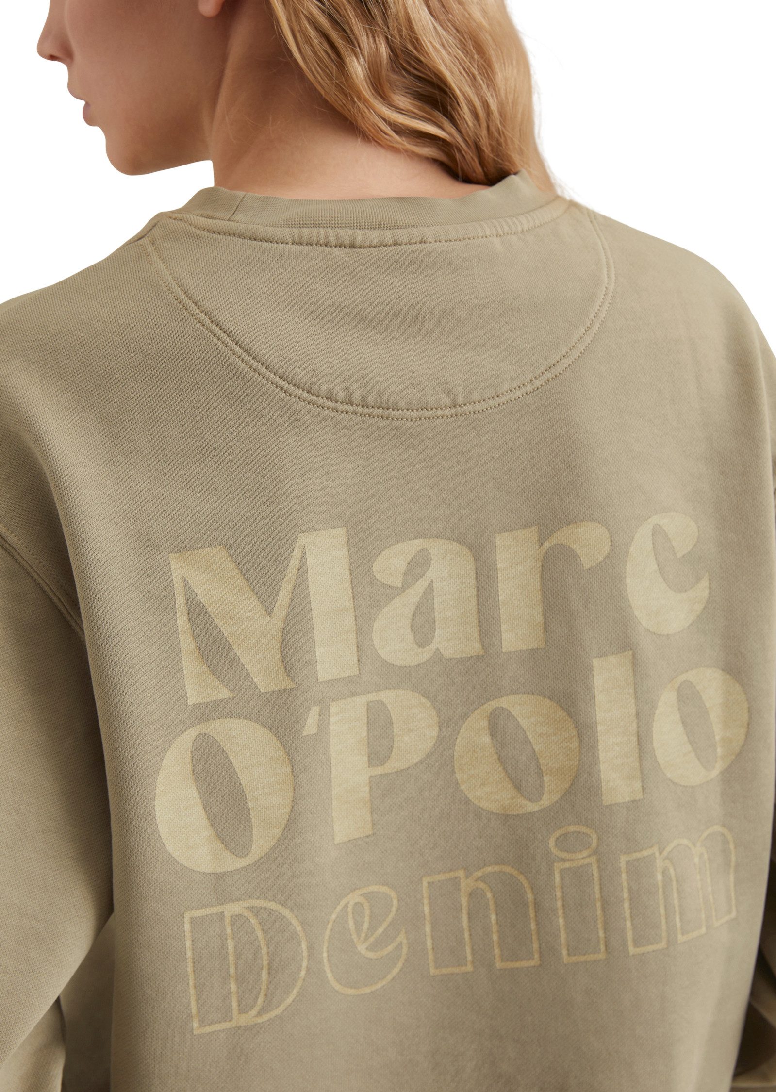 Marc O'Polo DENIM Sweatshirt Het logo aan de achterkant is opvallend, krachtig en heeft een statementkarakter