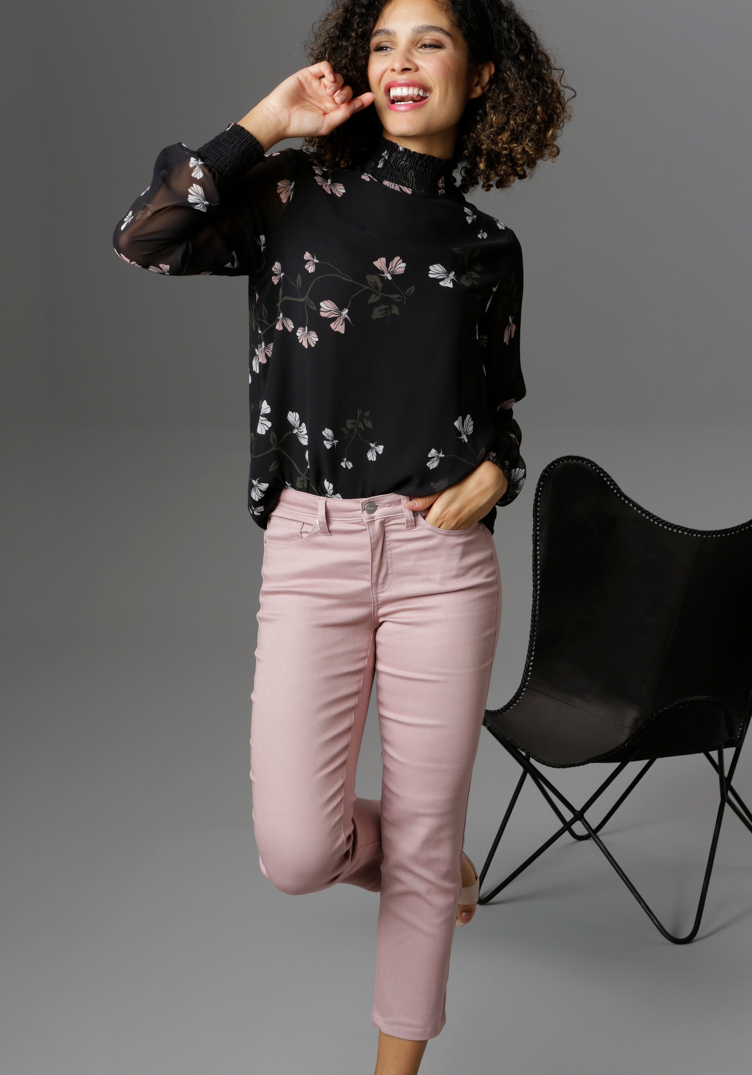 Aniston SELECTED Blouse zonder sluiting met smokinzetten
