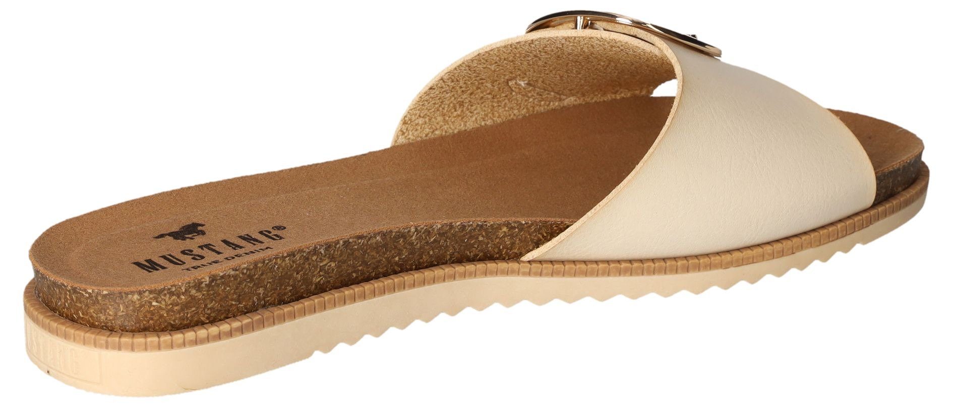 Mustang Shoes Slippers , zomerschoen, slippers, badschoen met opvallende sluiting