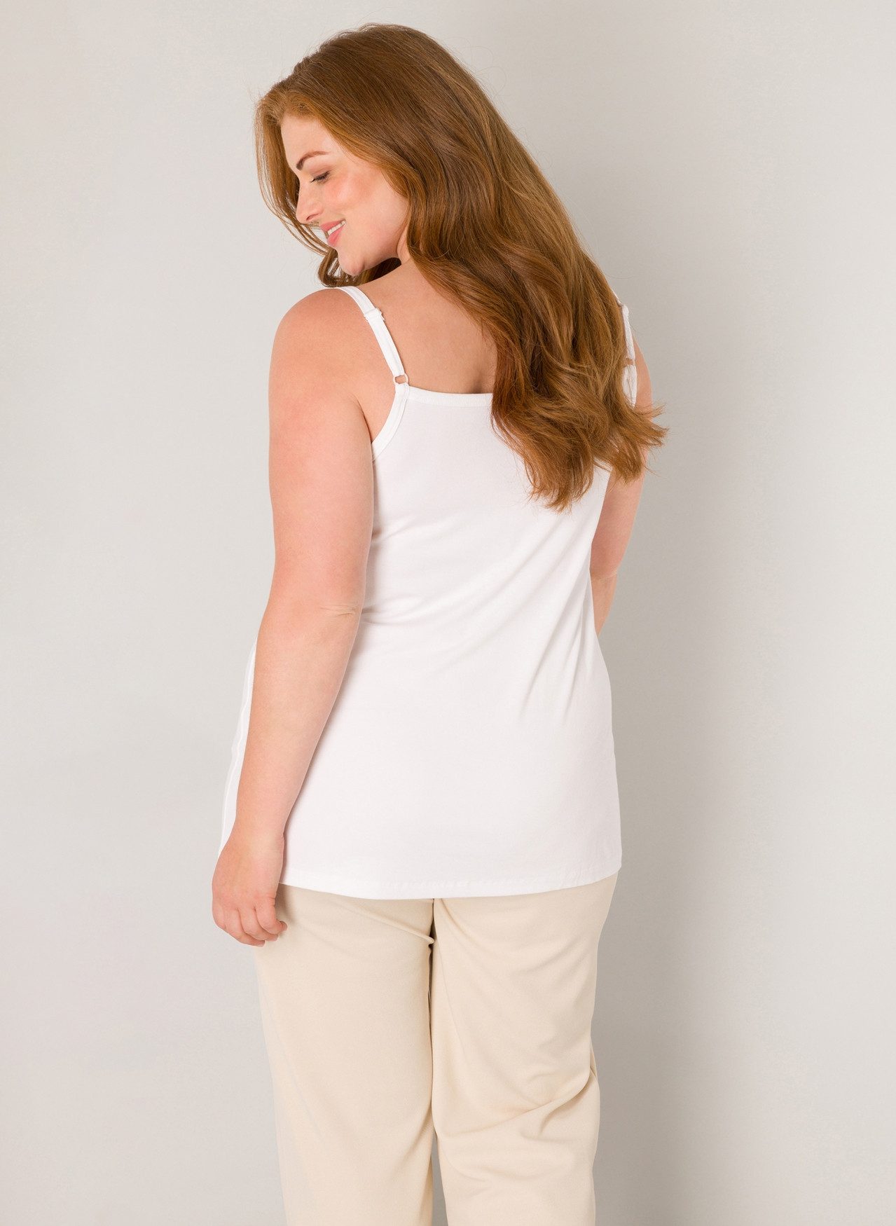 Base Level Curvy Top met spaghettibandjes ALEXA Verstelbare bandjes