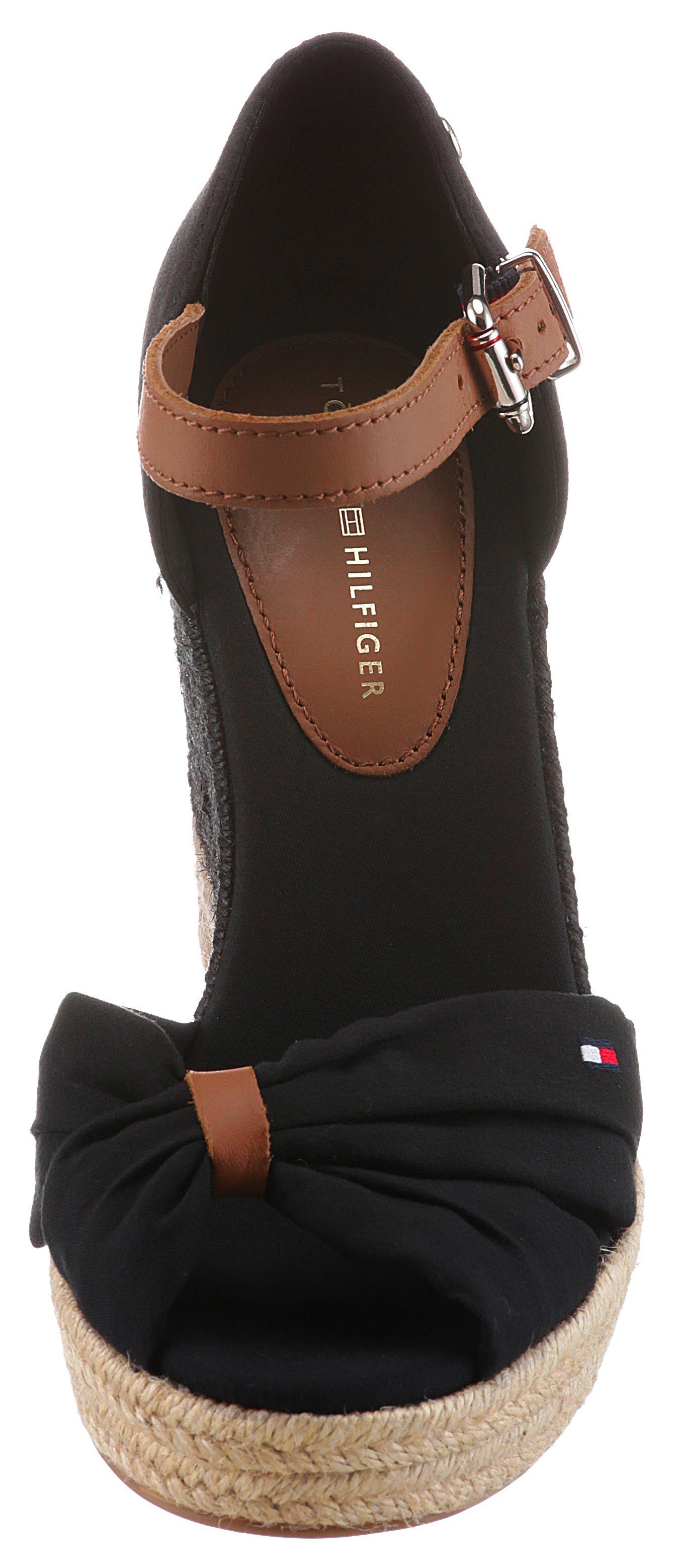 Tommy Hilfiger Highheel sandaaltjes BASIC OPENED TOE HIGH WEDGE zomerschoen, sandaal, sleehak, met subtiele vlagborduursel