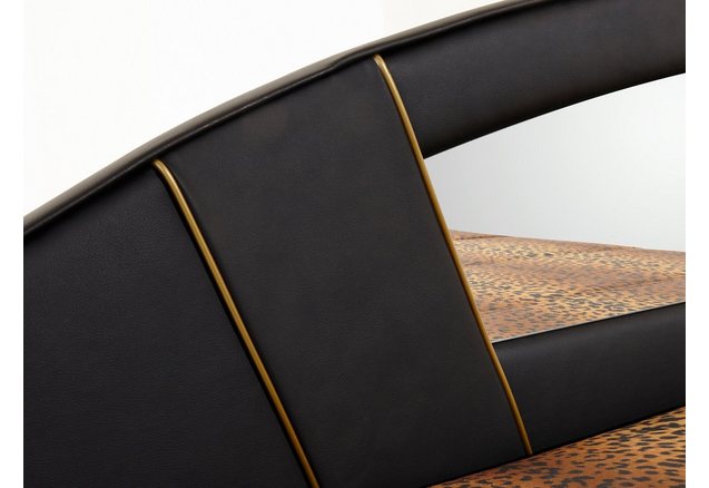 HAPO Bed met spiegel-hoofdbord HAPO Bed met spiegel-hoofdbord