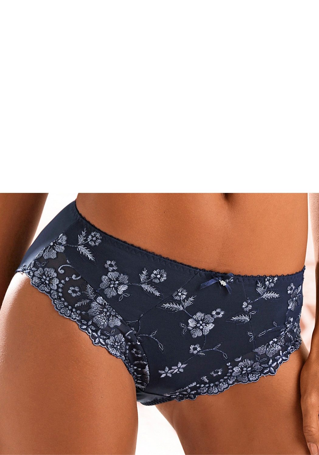 Lascana Slip WANDA in bedekkende belijning en van borduurkant dames slips maat 40/42 blauw
