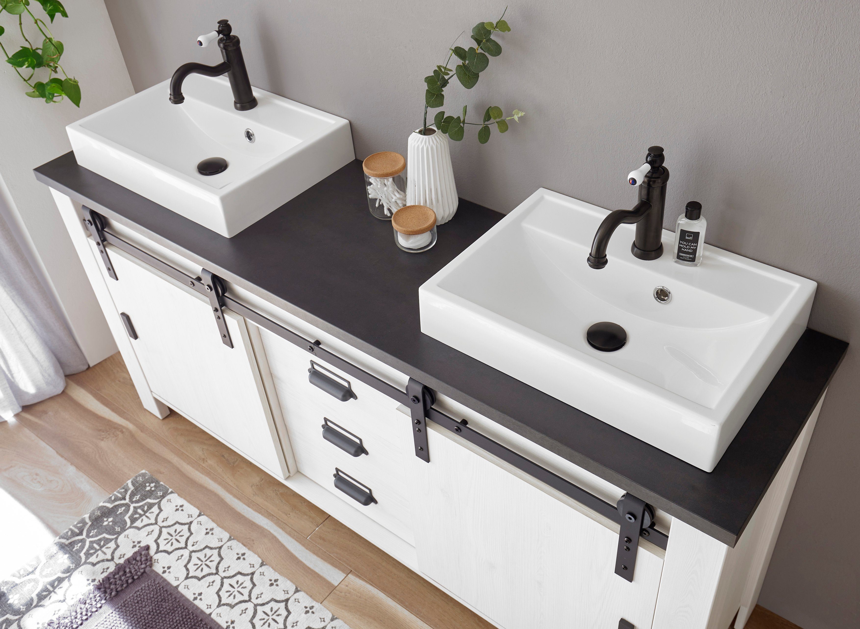 Home affaire Badkamerserie SHERWOOD, Bad im modernen Design, 3-teiliges Badezimmer in houtdecor, met schuurdeurbeslag en apothekersgrepen van metaal (3-delig)