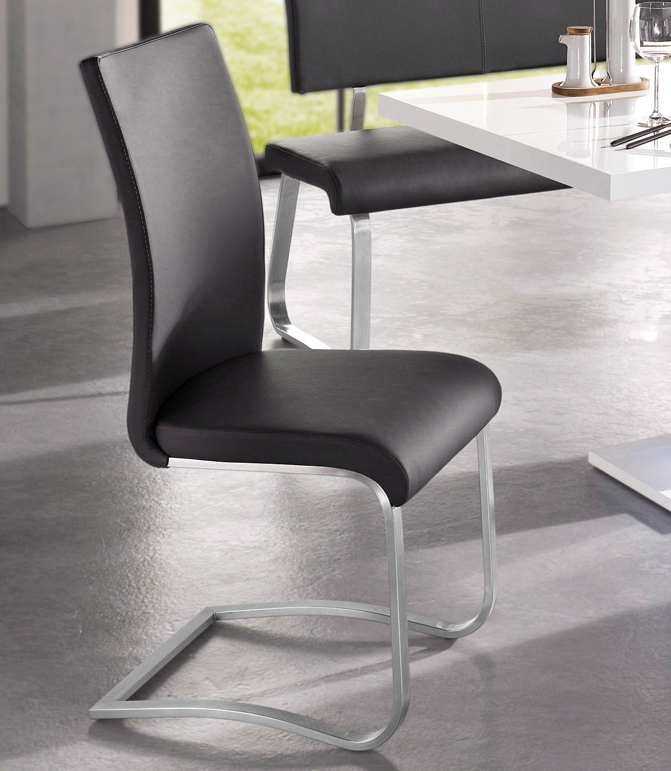 MCA furniture Vrijdragende stoel Arco set van 2, 4 en 6 stuks, stoel belastbaar tot 130 kg (set)