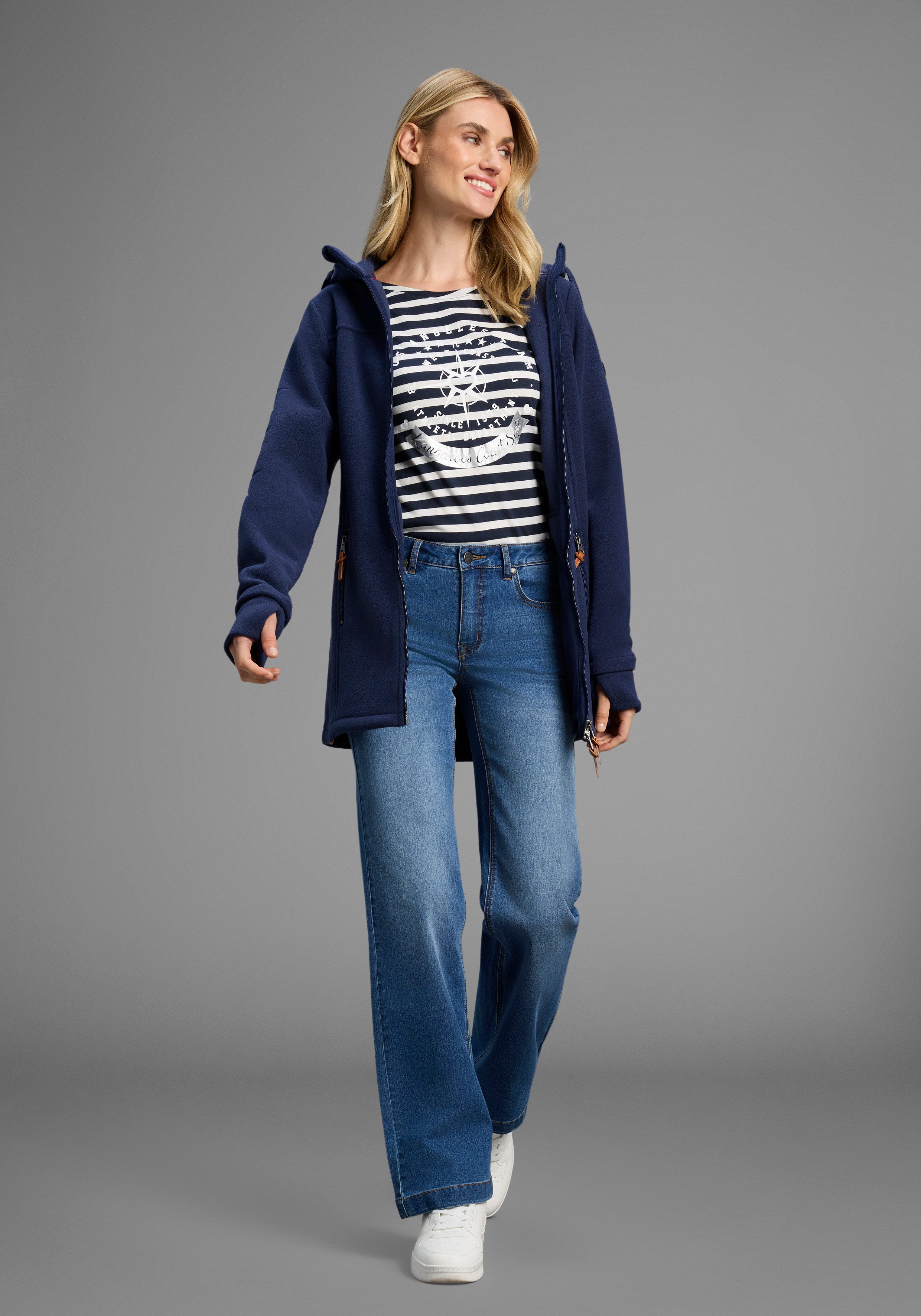 KangaROOS Shirt met print Korte mouwen, figuurvolgende snit, met metallic-print