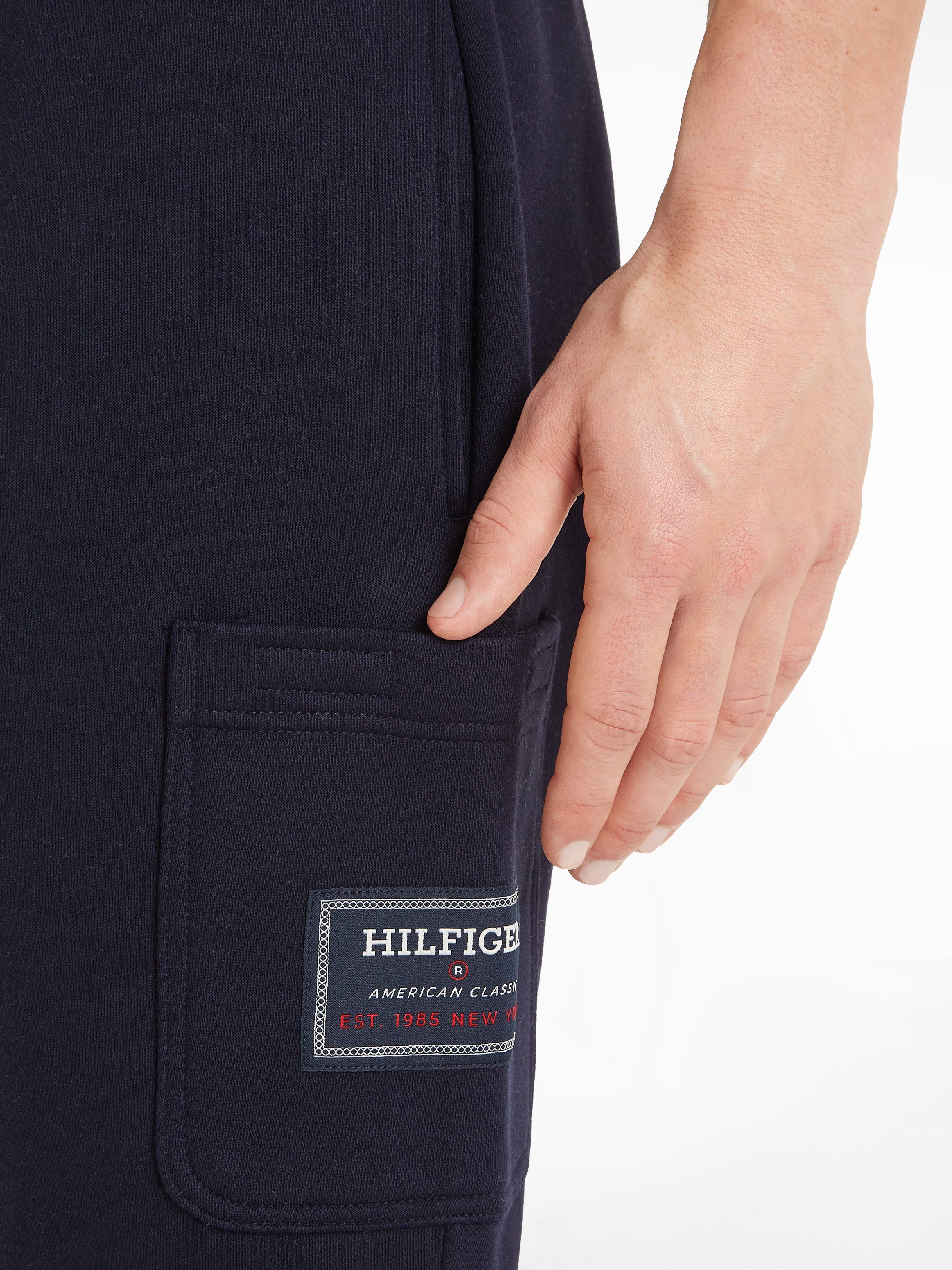 Tommy Hilfiger Sweatshort FLAG LOGO BADGE SWEATSHORTS