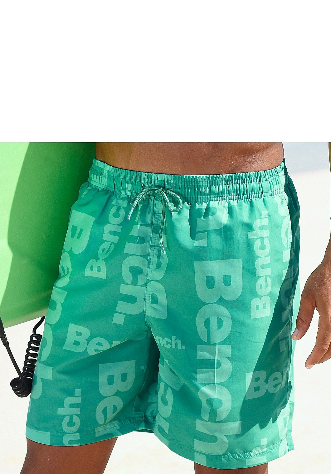 Bench. Zwemshort kort of lang model