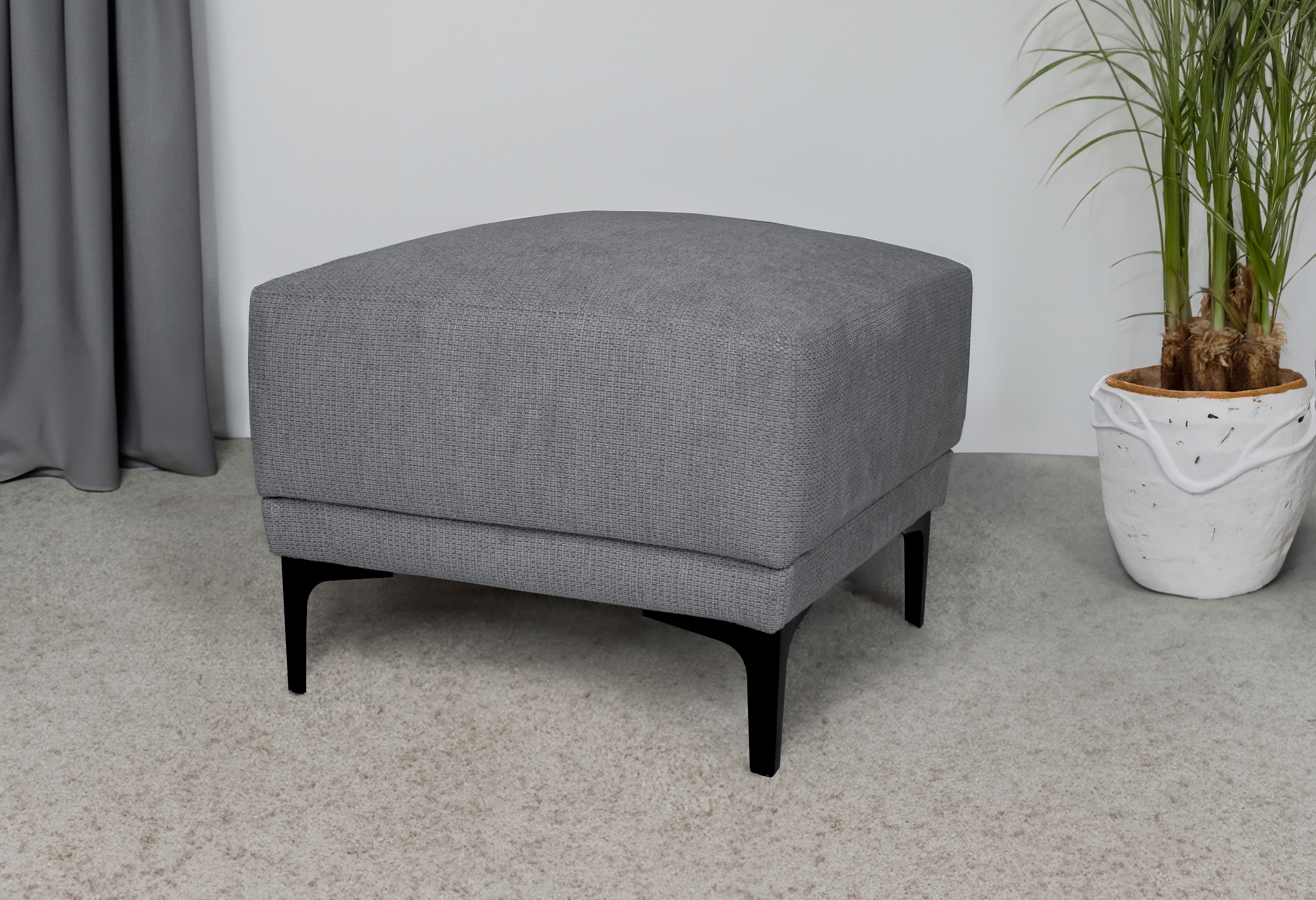 Places of Style Hocker Xander Breedte 58 cm, soft-touch chenille, zwarte metalen voeten