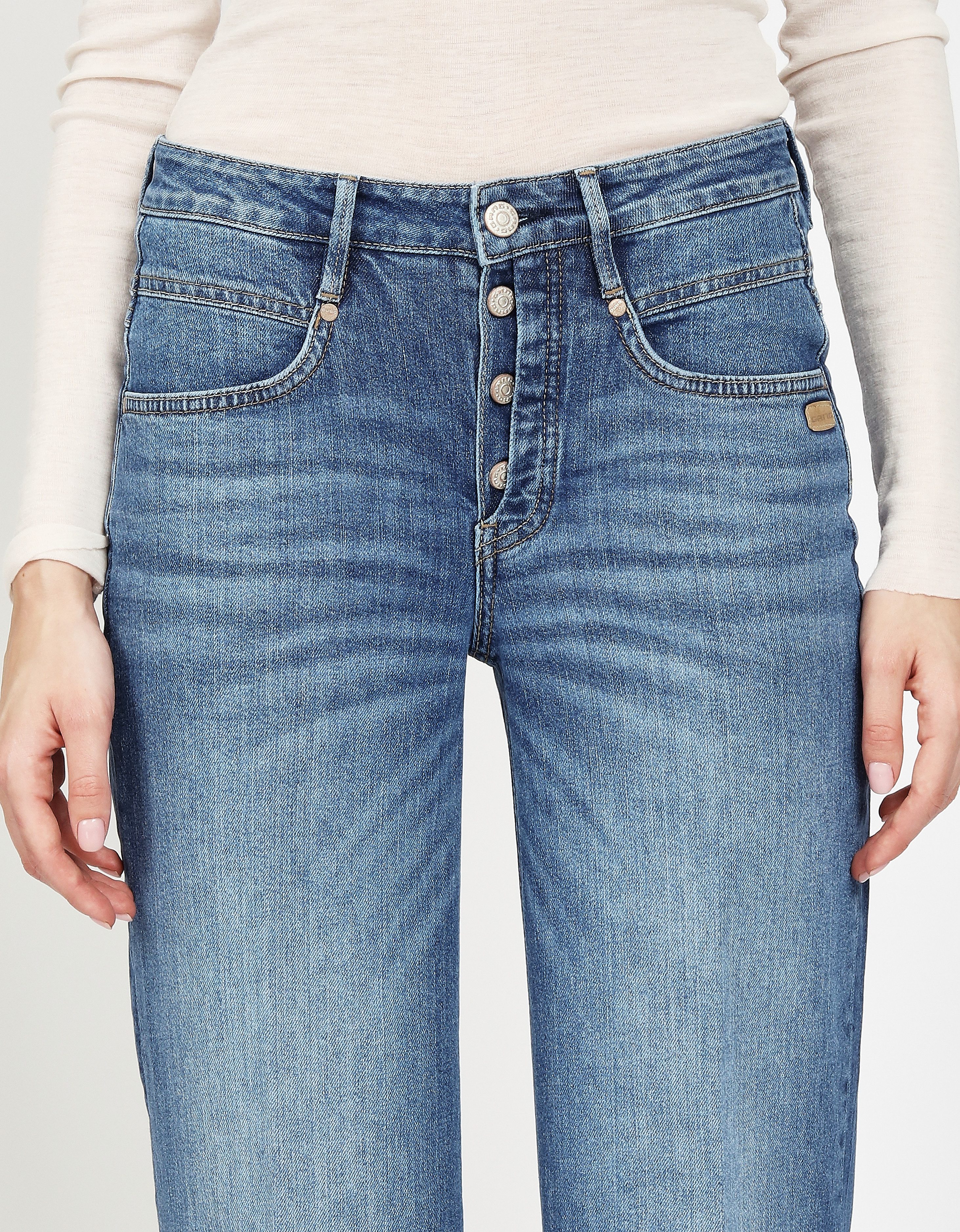 GANG Wijde jeans 94MEDINA WIDE met knoopsluiting