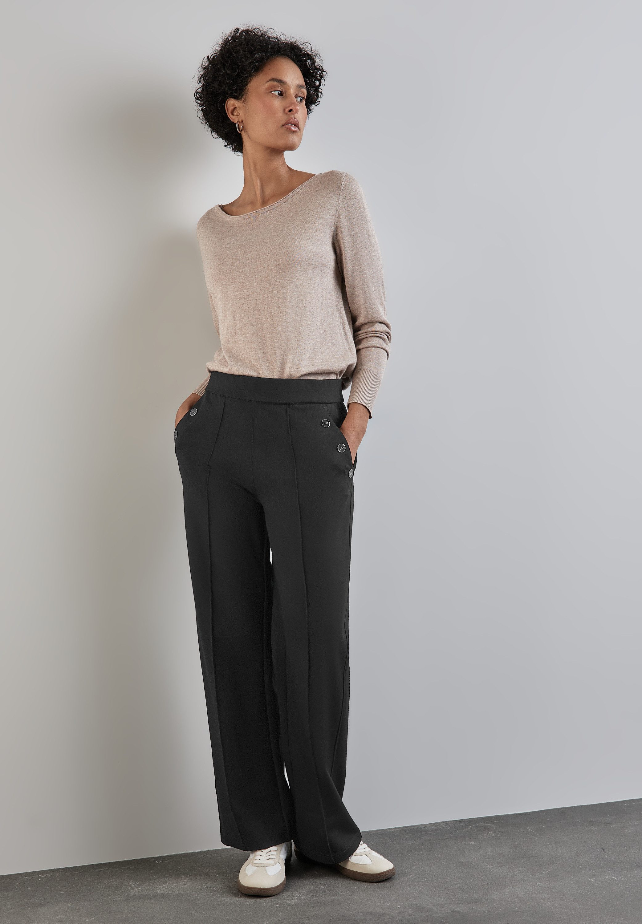 STREET ONE Stoffen broek met zakken met knoop