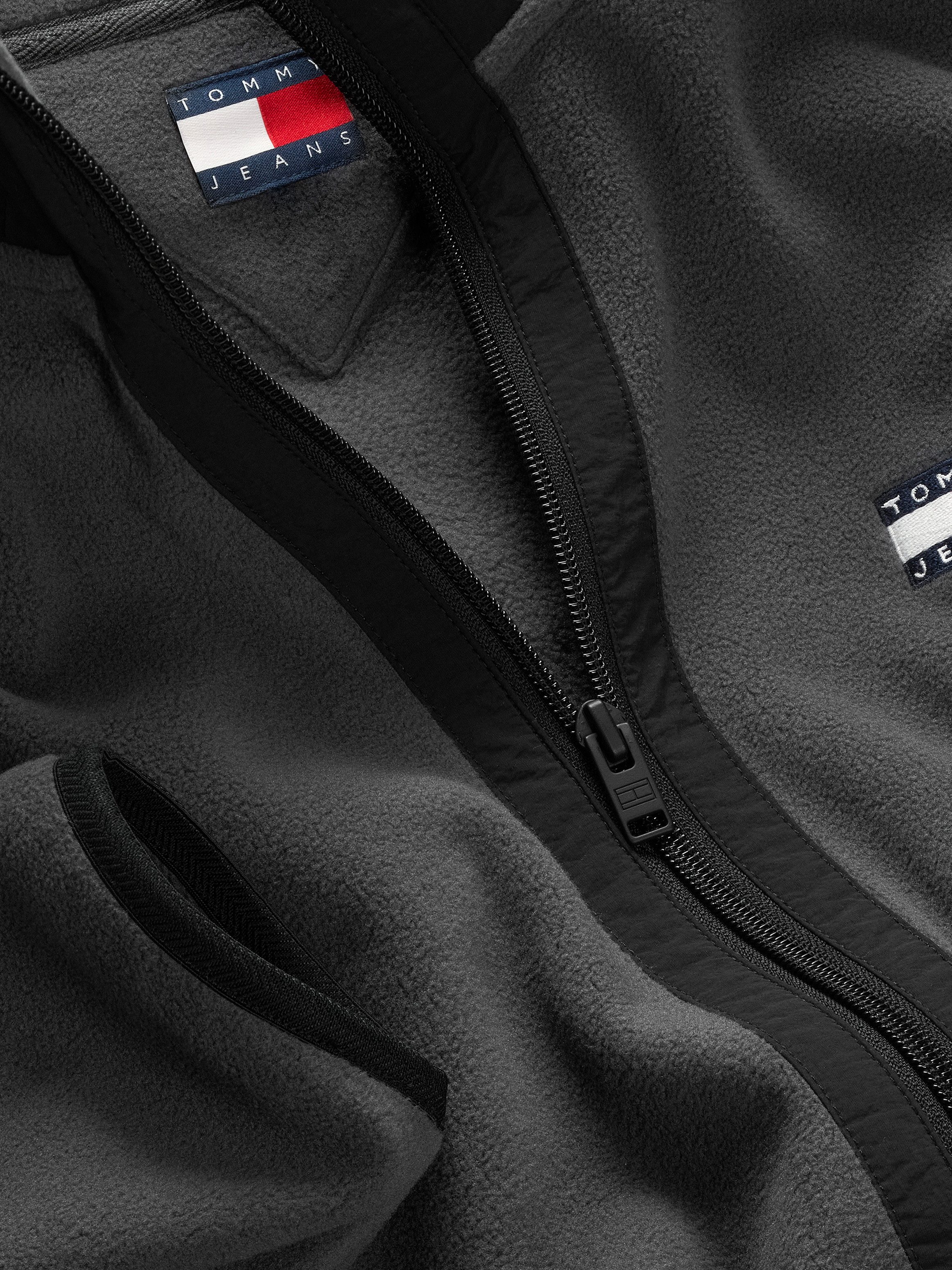 Tommy Jeans Plus Fleecejack TJM RLX FZ POLAR FLEECE EXT