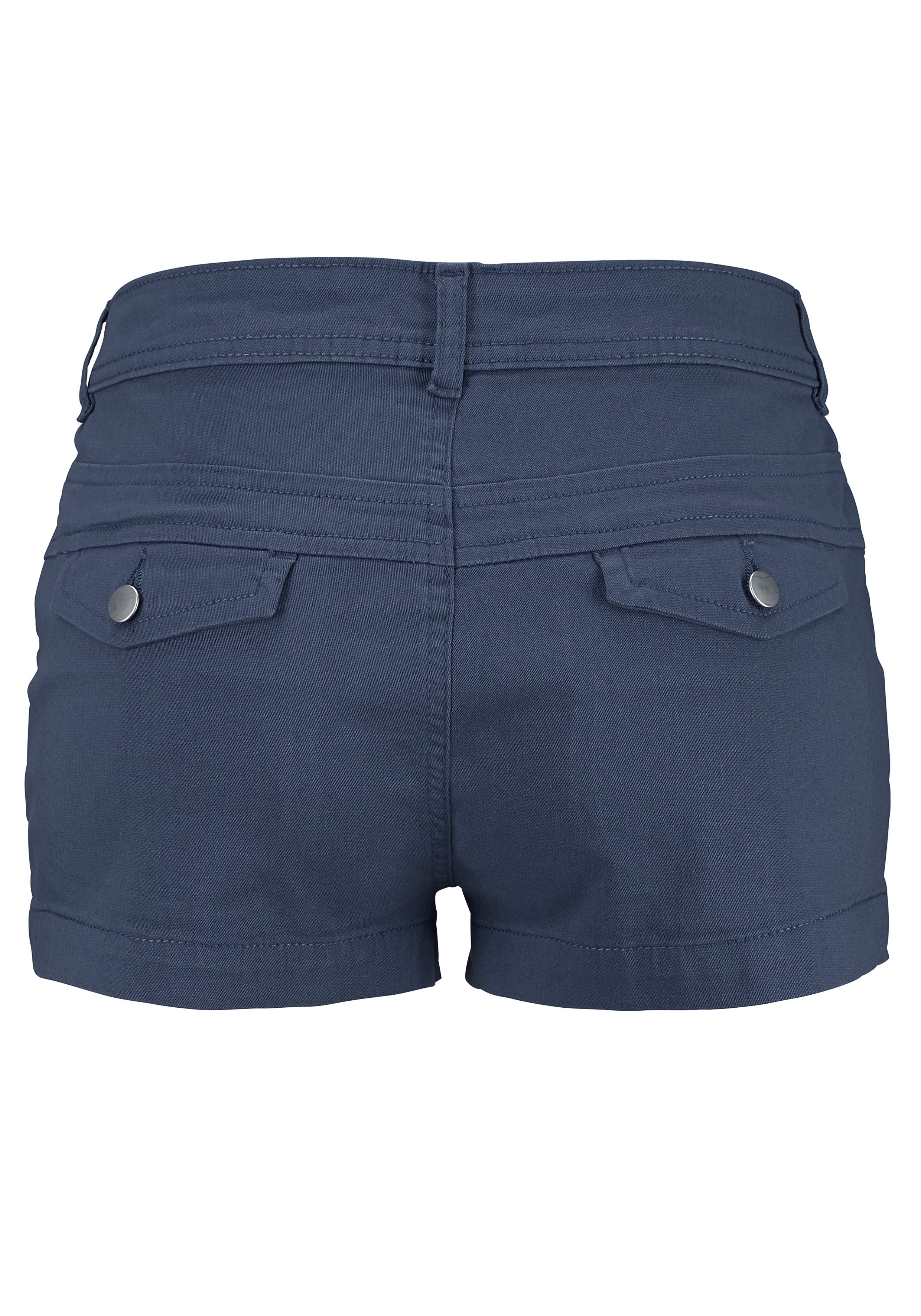 Lascana Short van stretchkatoen met zakken, korte broek, casual look
