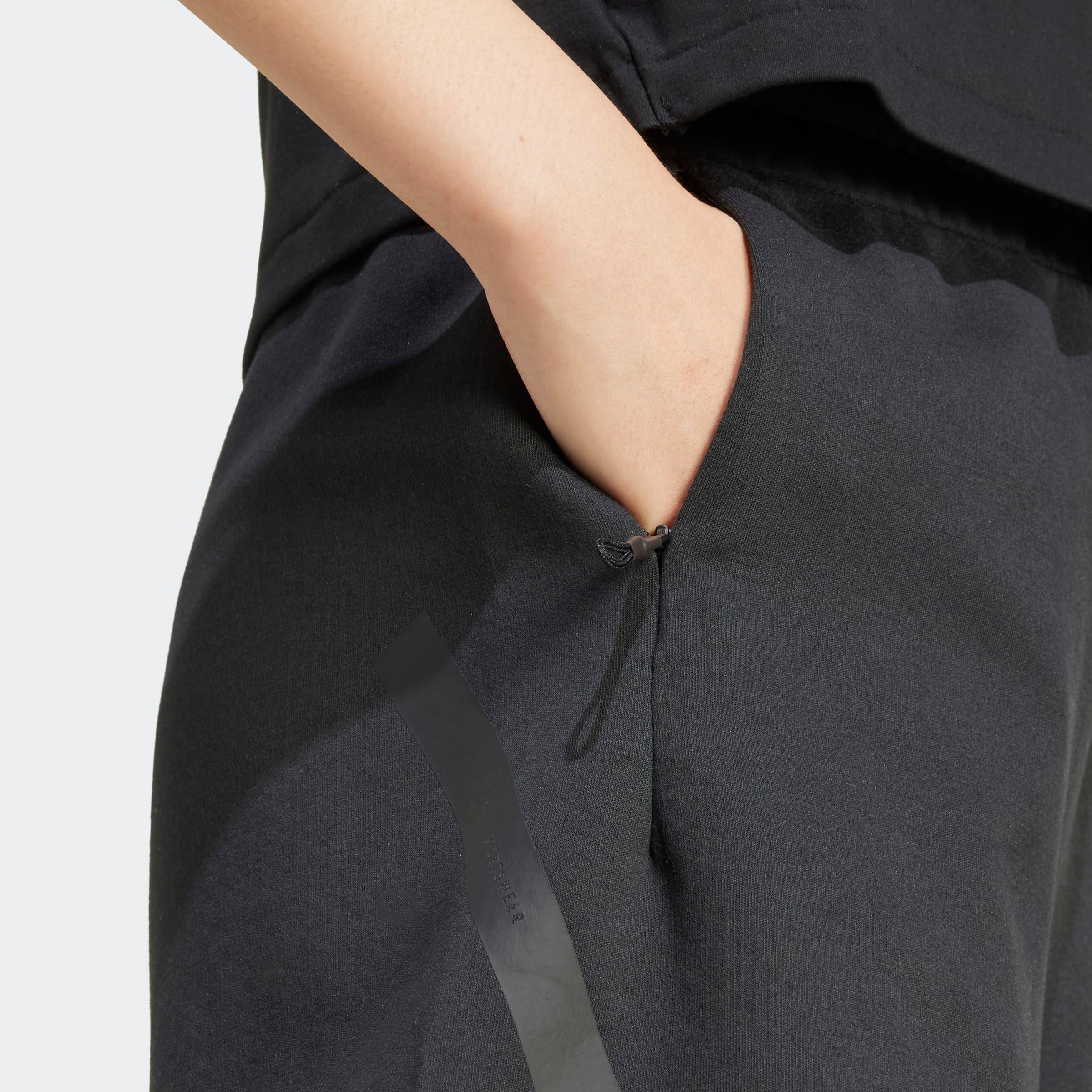 adidas Sportswear Short W Z.N.E. SHORT (1-delig)