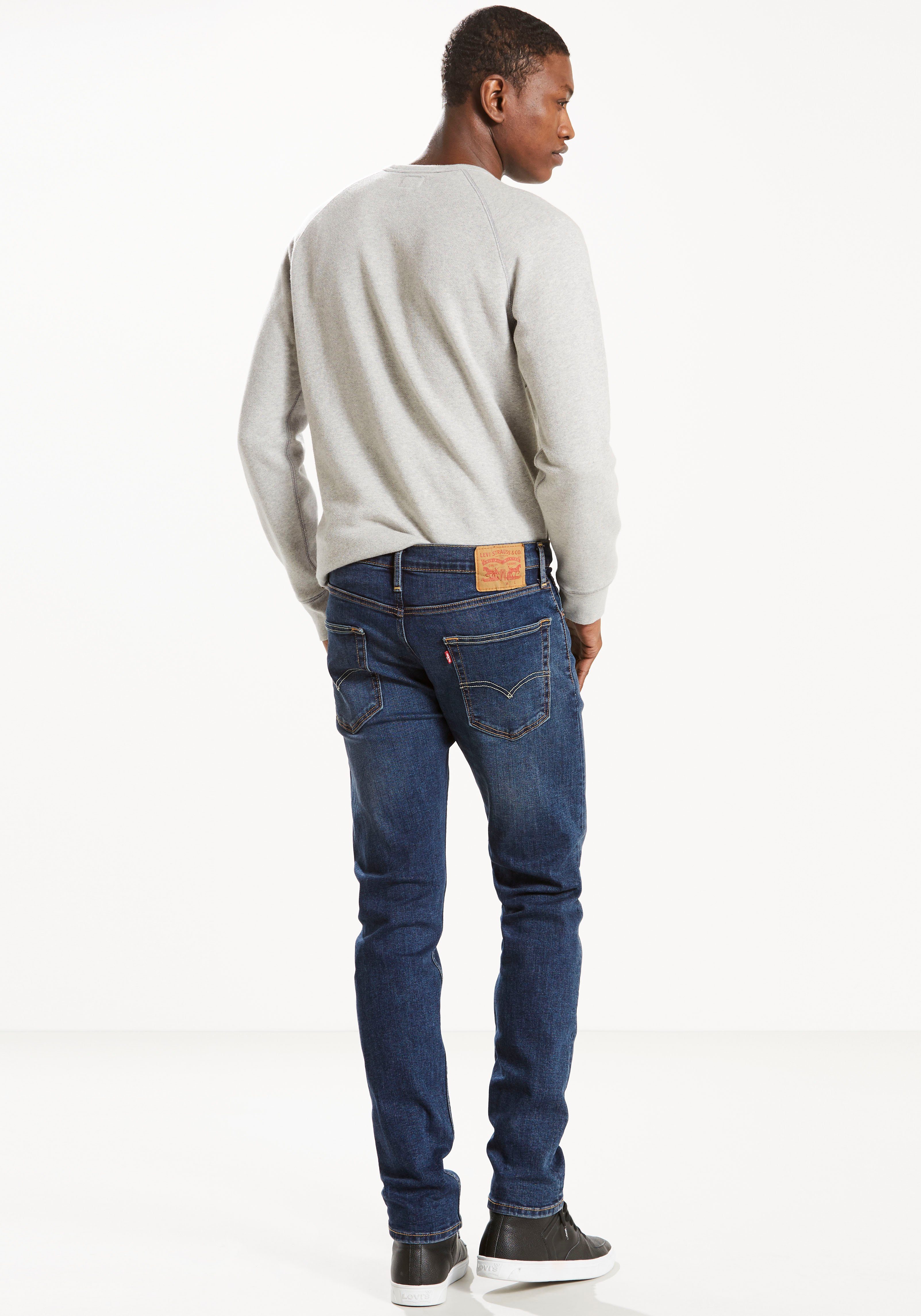 Levi's® Tapered jeans 502 TAPER in een elegante, moderne stijl