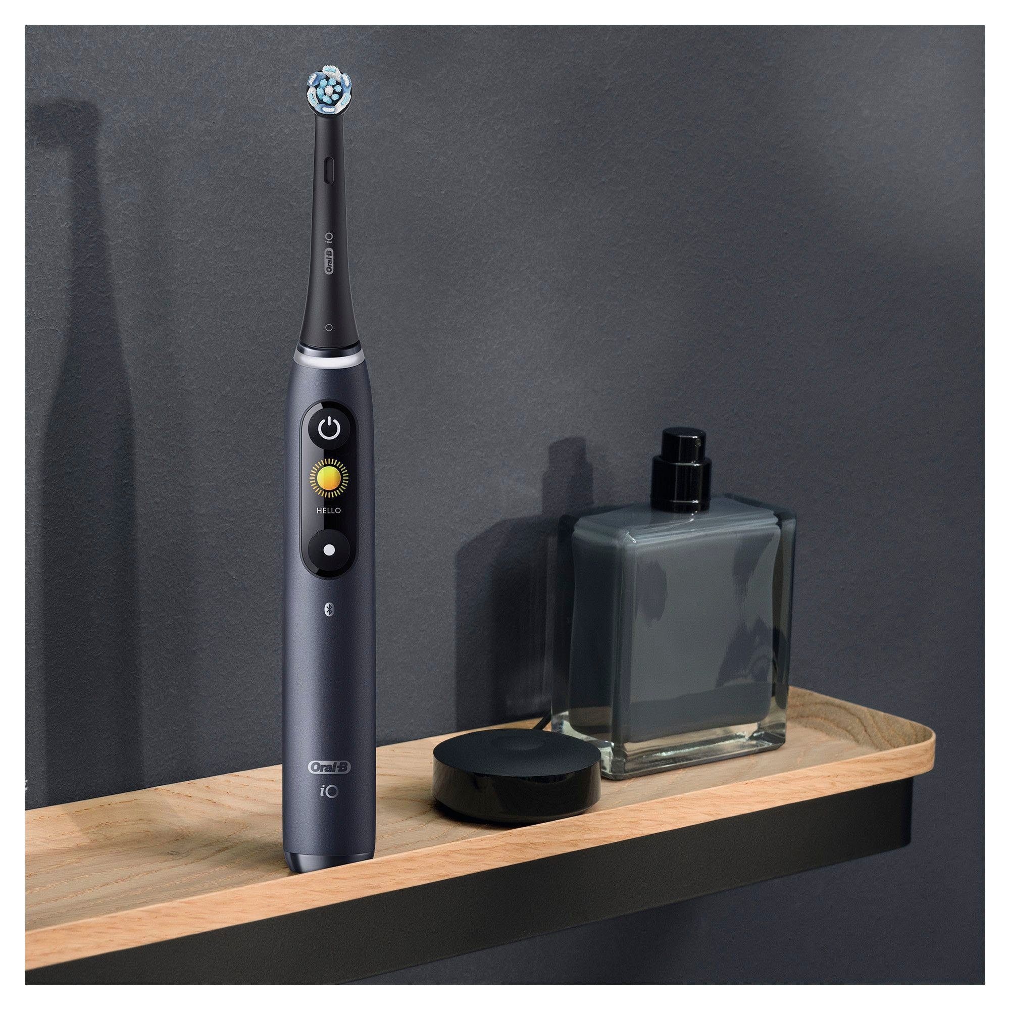Oral B Elektrische tandenborstel IO Series 8 met reisetui