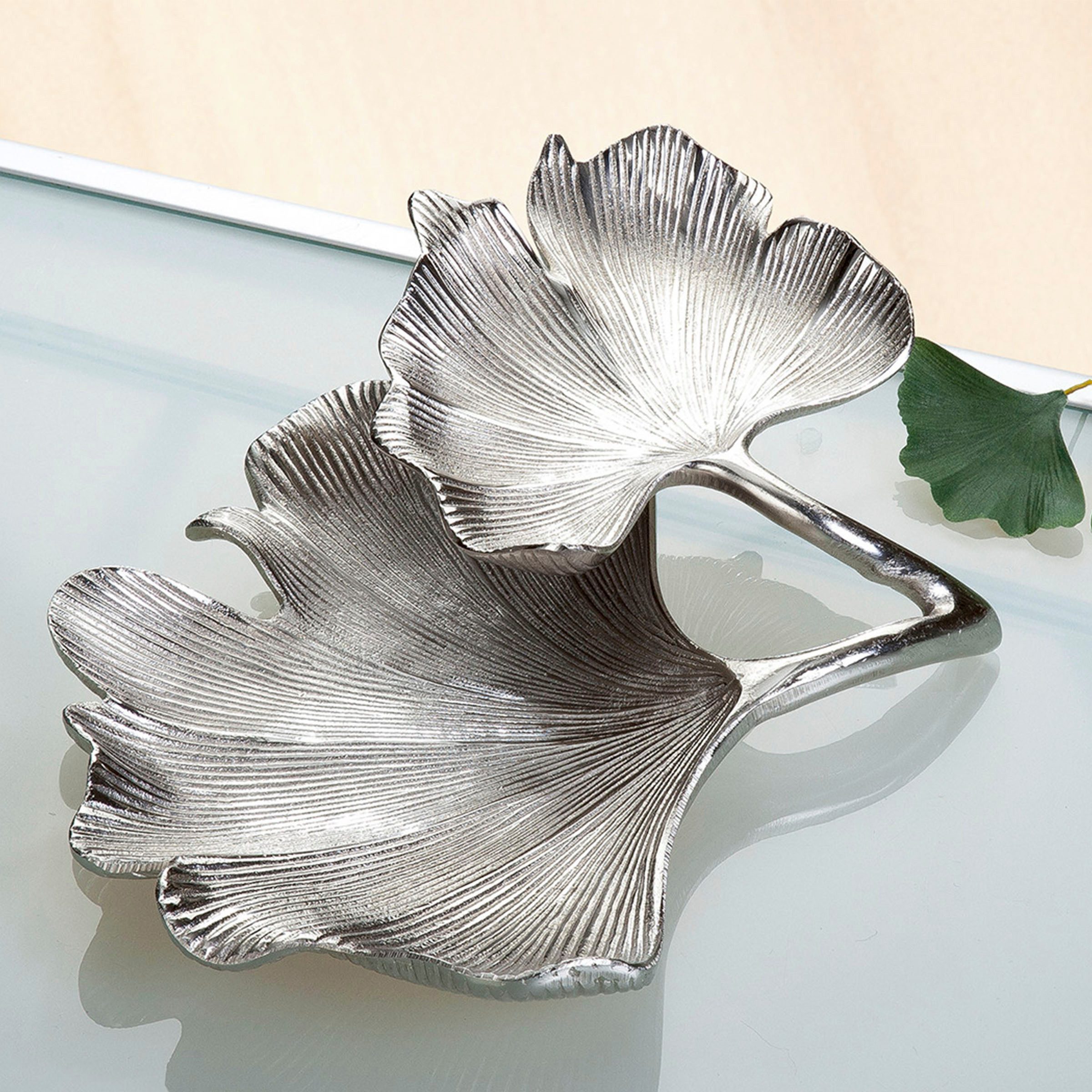 GILDE Decoratieve Schaal ginkgo blad, zilverkleur (1 stuk)