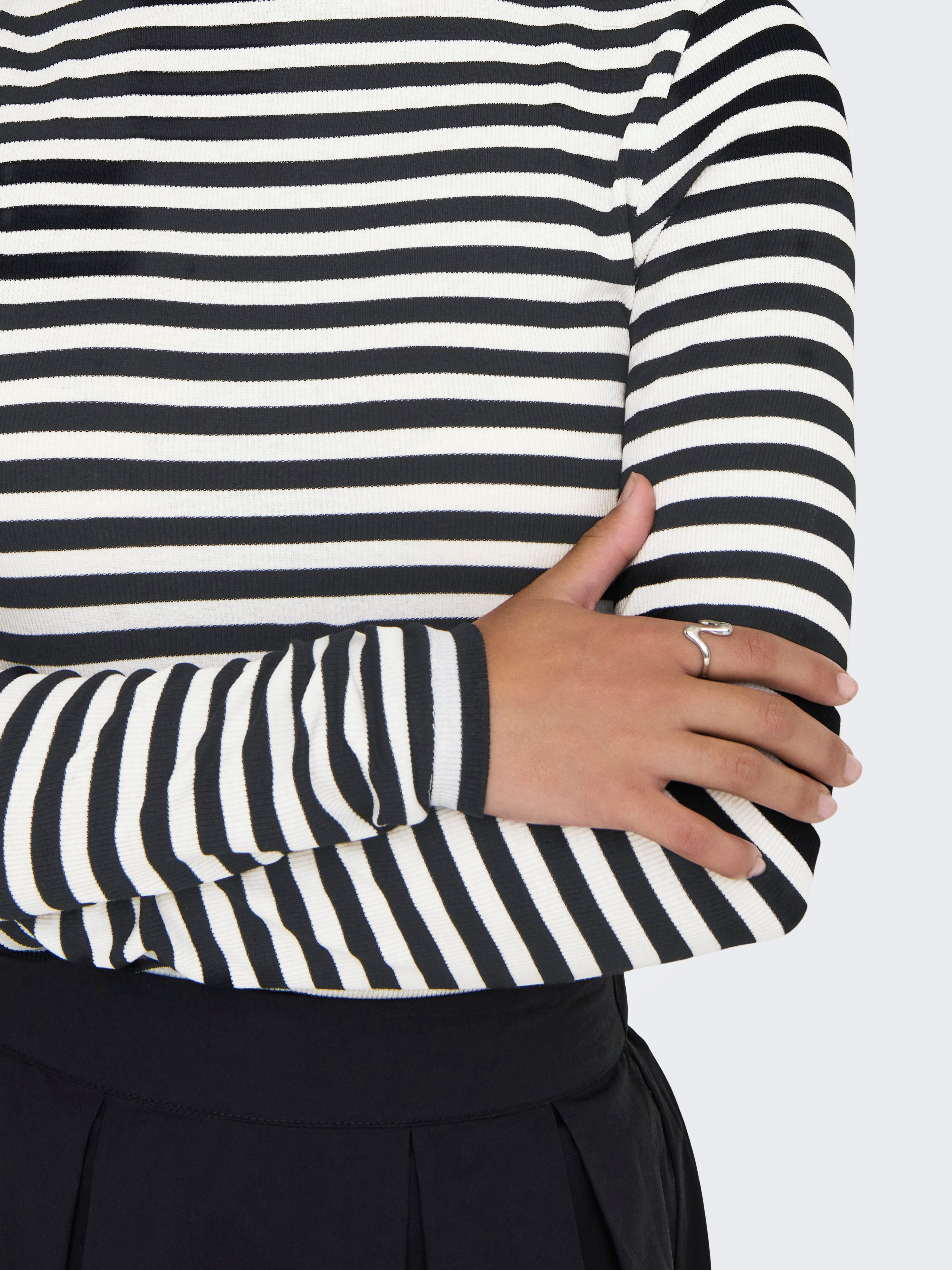 Only Shirt met lange mouwen ONLMAI STRIPE L/S TOP JRS NOOS