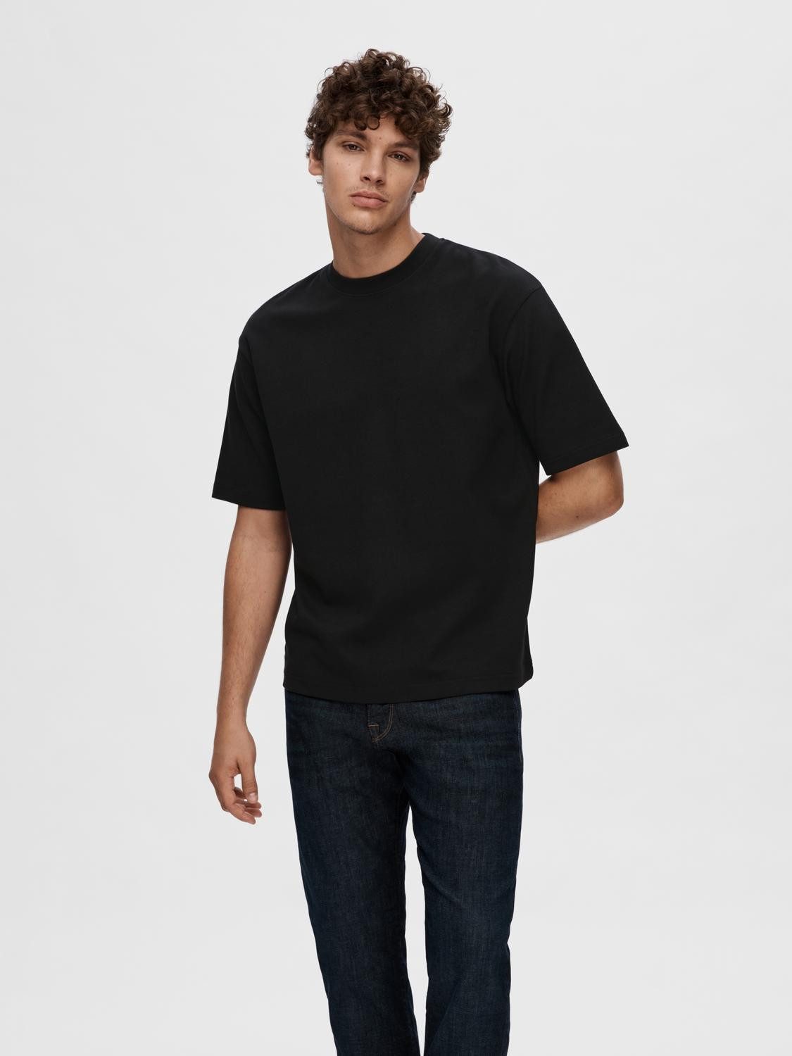 SELECTED HOMME T-shirt SLHLOOSEOSCAR SS O-NECK TEE NOOS