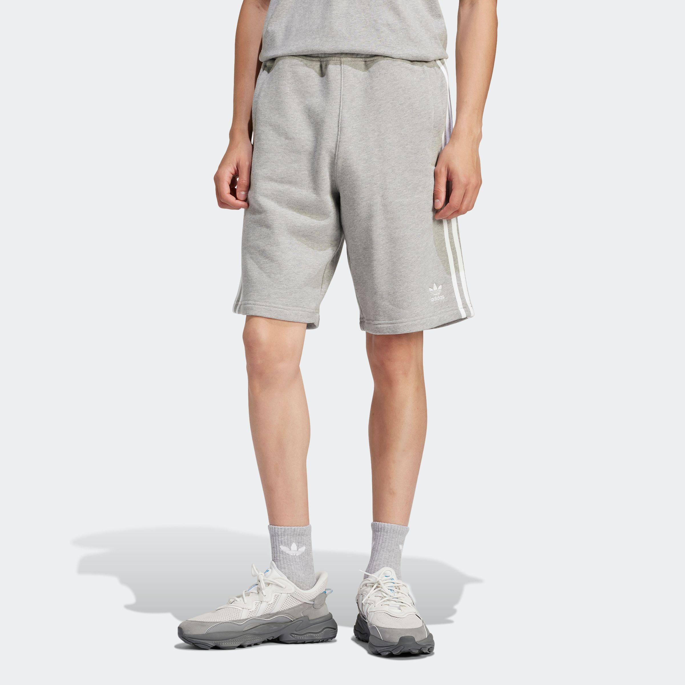 adidas Originals Short 3-STRIPE SHORT Drie-strepen sweat shorts van zacht french terry materiaal (1-delig)