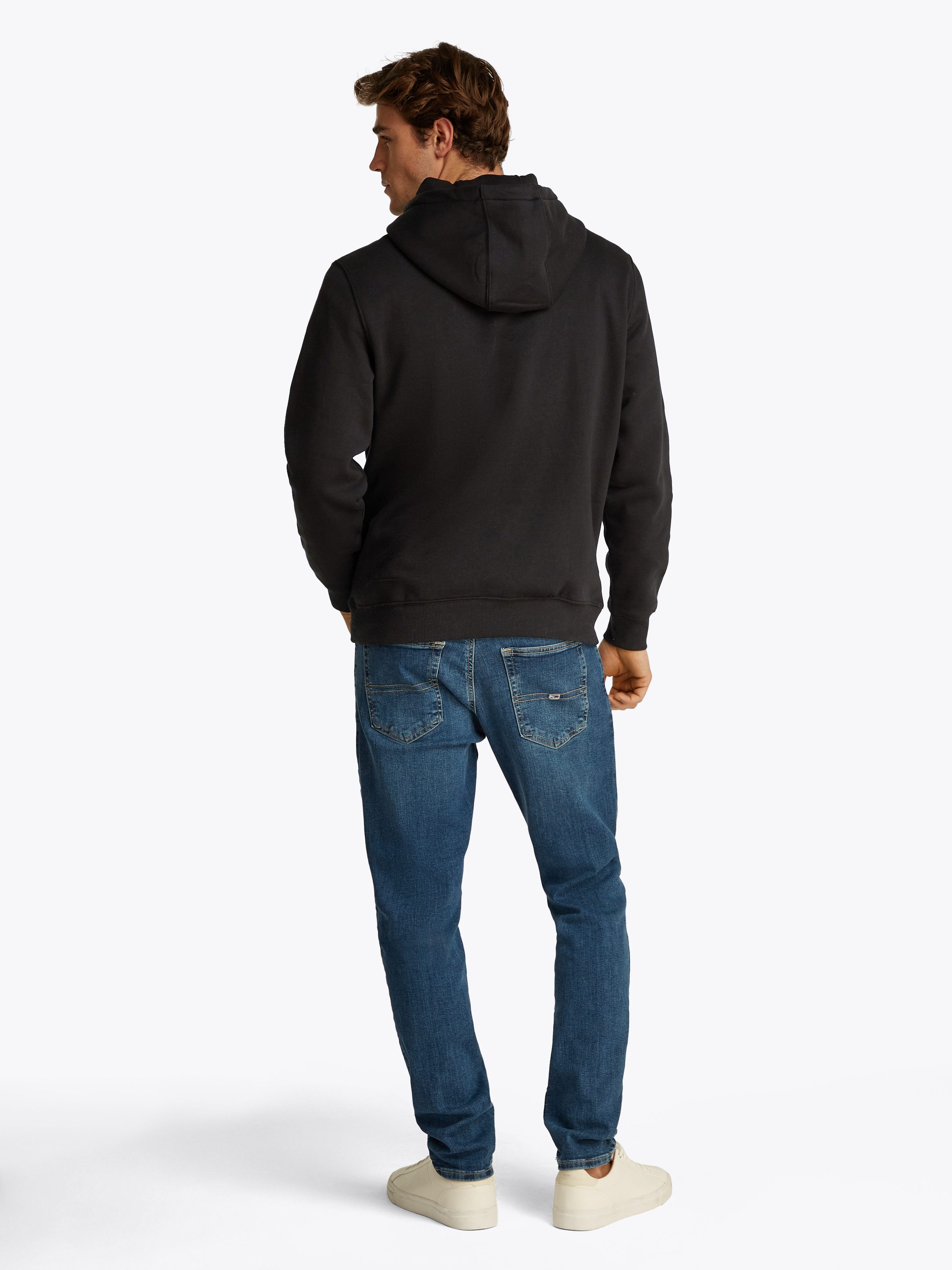 TOMMY JEANS Sweatshirt TJM REG S FLAG HOODIE met geborduurd merklogo op borsthoogte