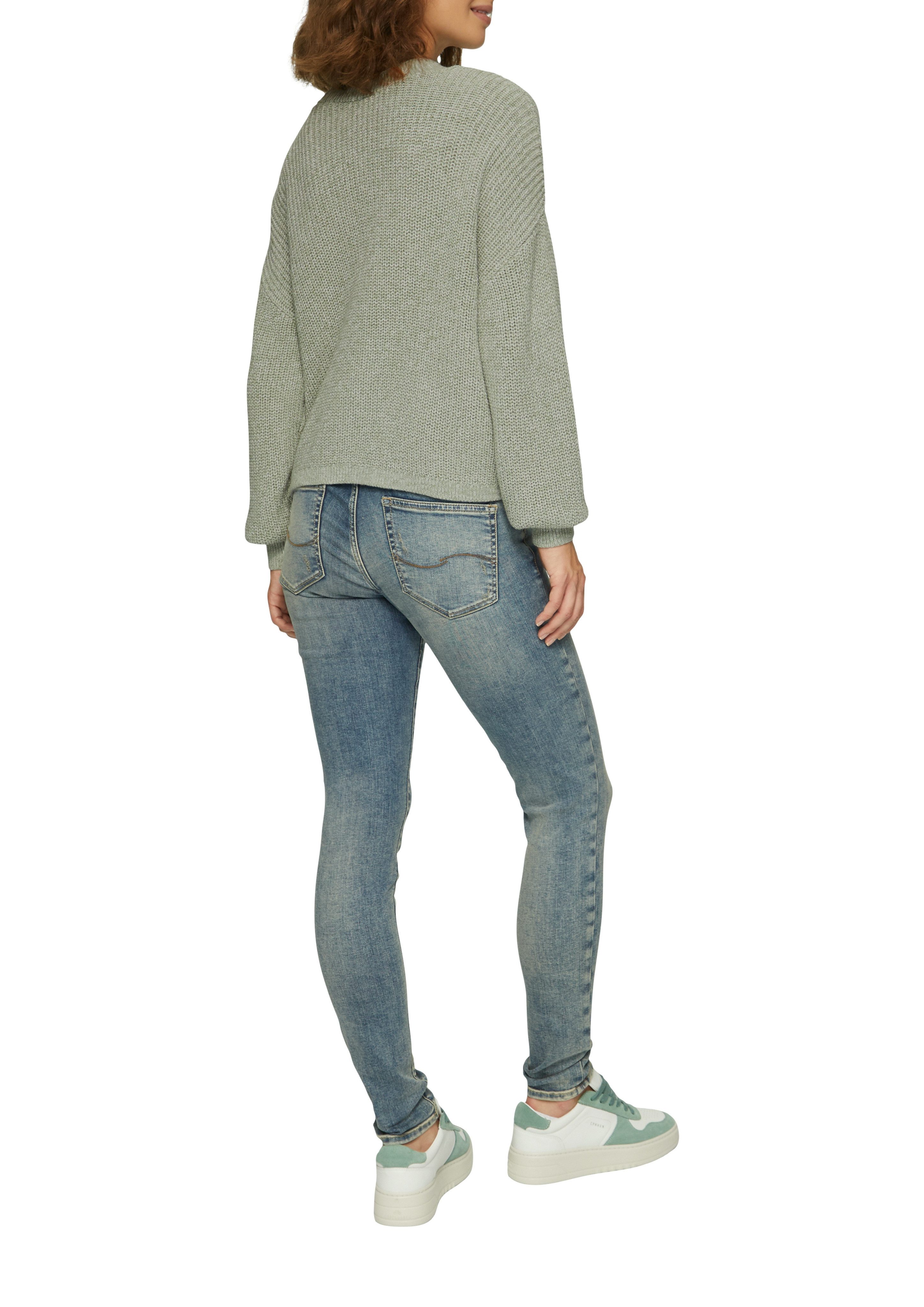 Q S designed by Vest met ribboorden