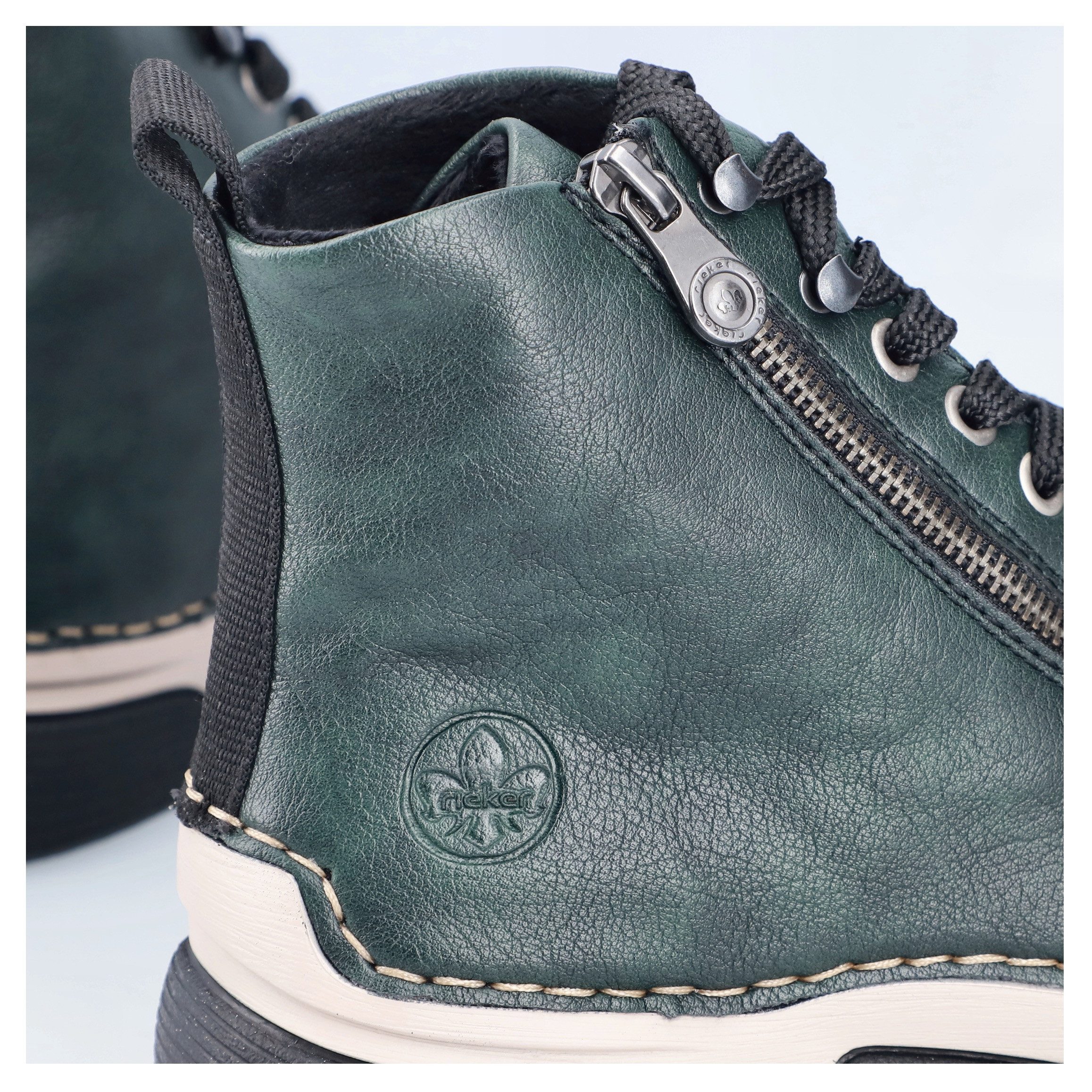 Rieker Sneakers vrijetijdsschoen, lage schoen, veterschoen met contraststiksels