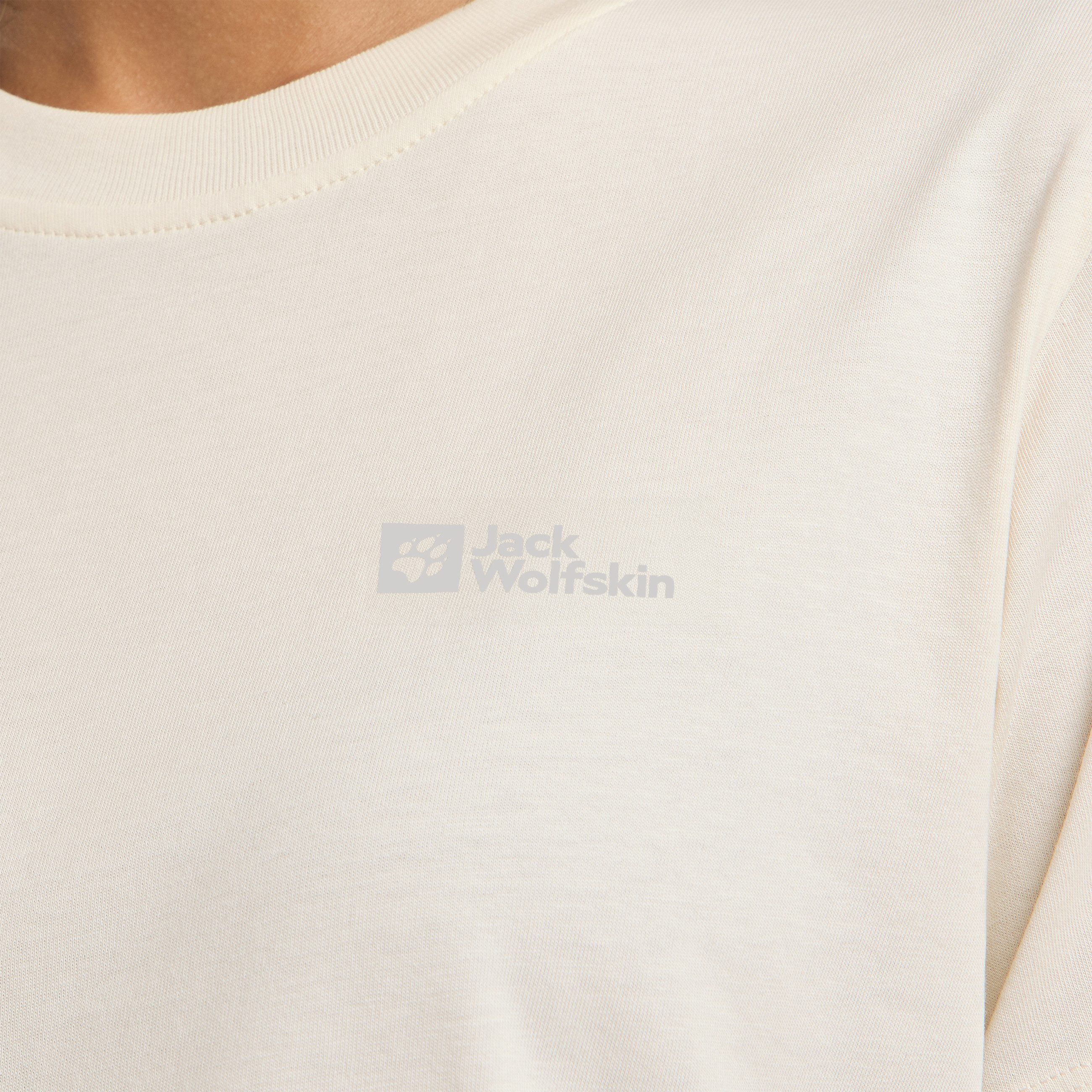 Jack Wolfskin T-shirt ESSENTIAL T W zacht, klassiek t-shirt van ademende bio-katoen