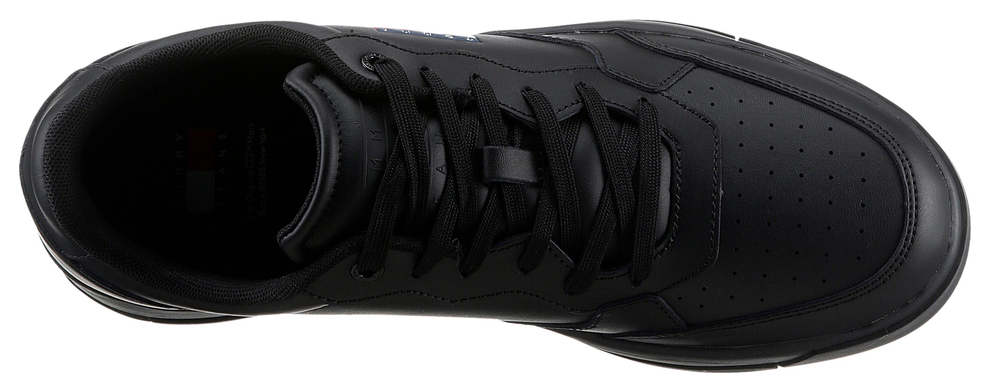 TOMMY JEANS Sneakers TJM RETRO ESS met tommy merkelogo, vrijetijdsschoen, lage schoen, veterschoen