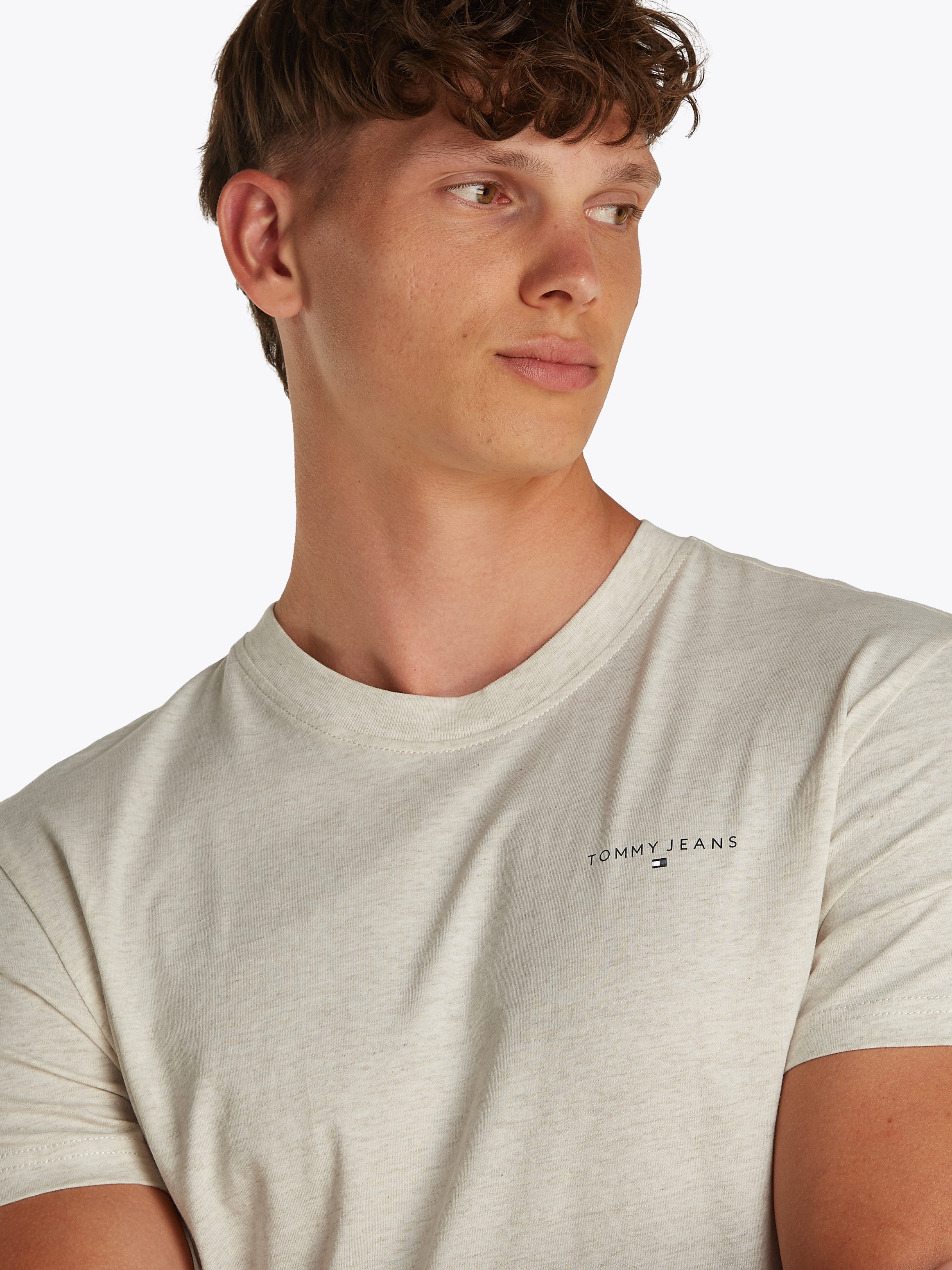 TOMMY JEANS T-shirt TJM SLIM LINEAR CHEST SS TEE EXT