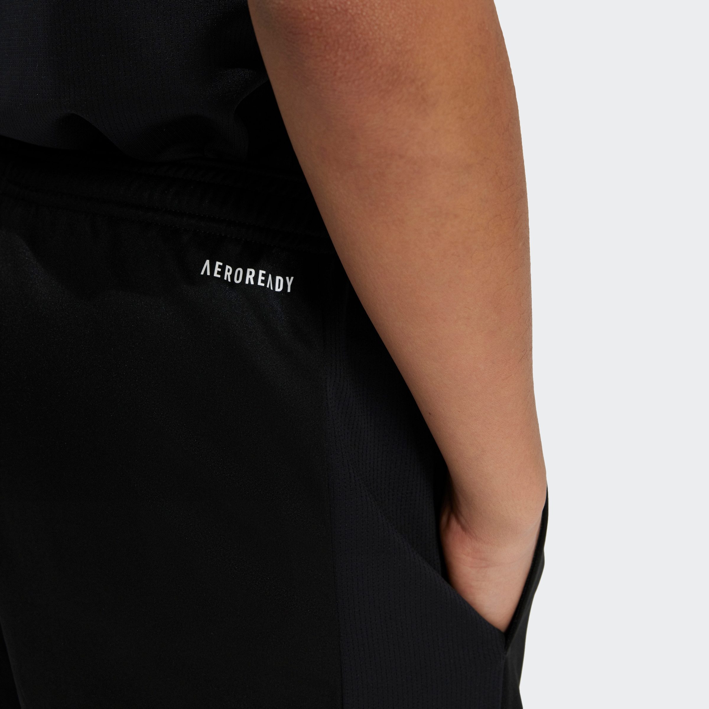 adidas Sportswear Short J TR-ES SH (1-delig)