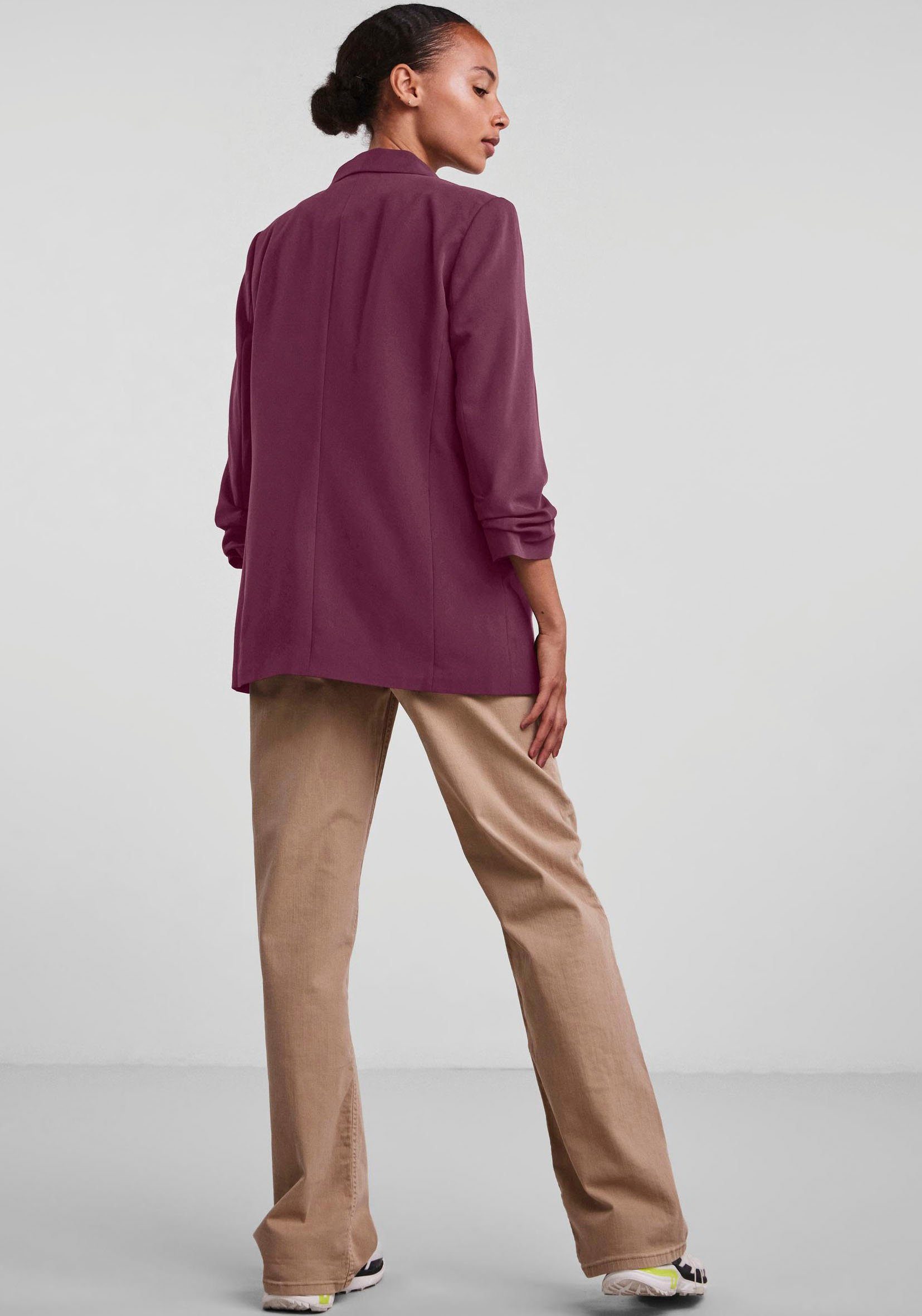 pieces Blouseblazer PCBOSELLA 3/4 BLAZER NOOS met plooidetail op de mouw