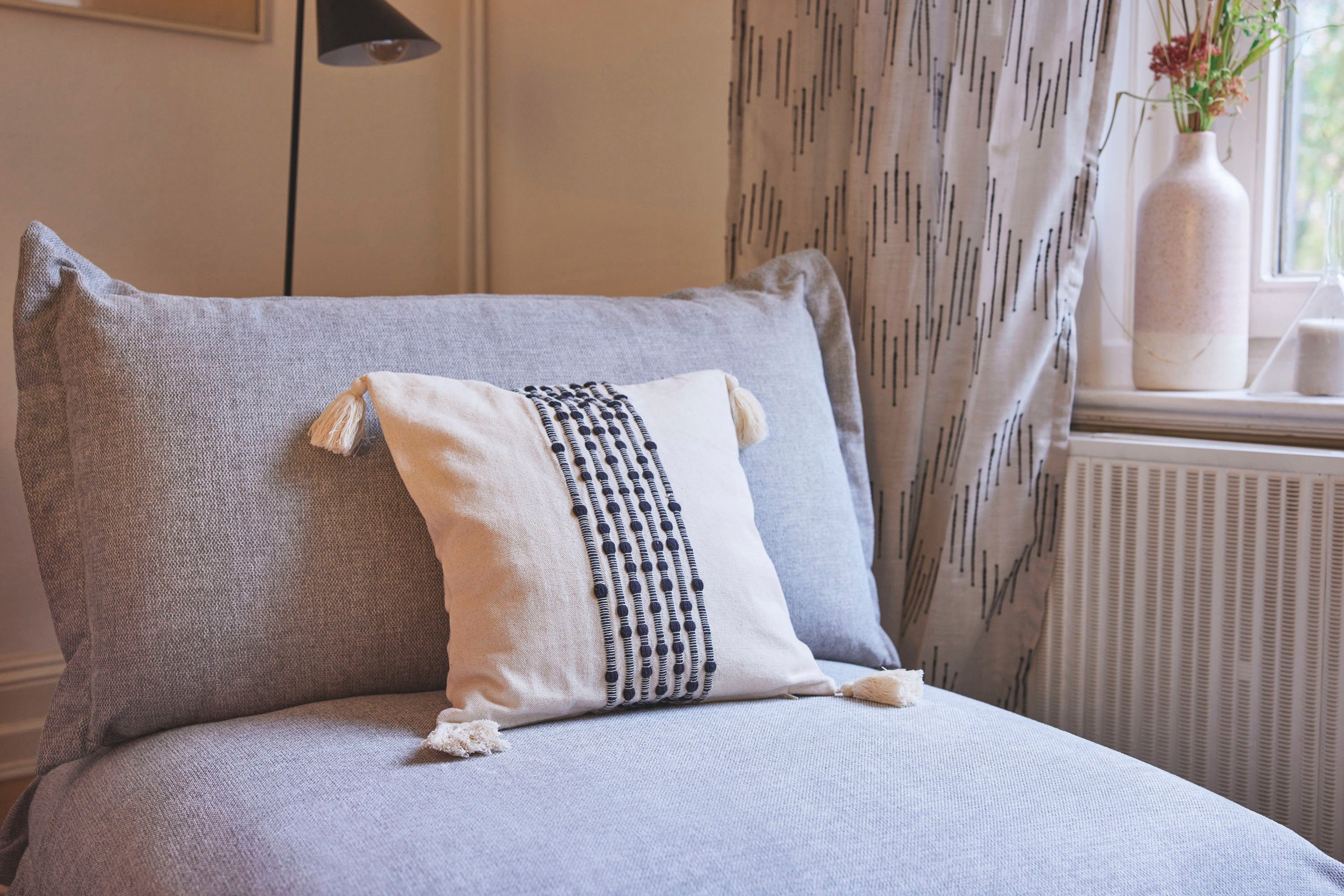 TOM TAILOR HOME Sierkussen Knot Lines met trendy kwasten, kussenovertrek zonder vulling(1 stuk)