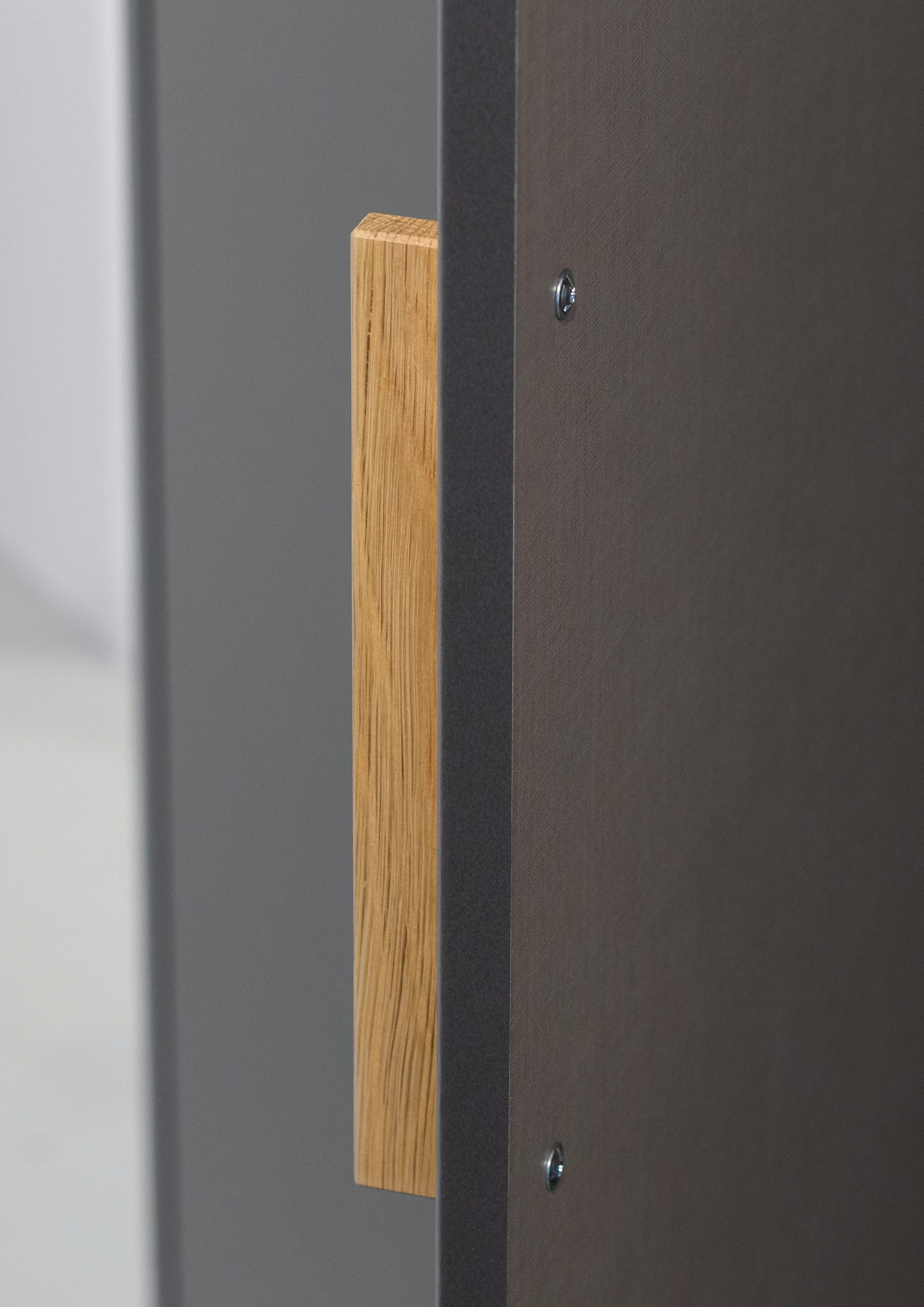 rauch Draaideurkast Kledingkast kast garderobe waskast SHINJO Grepen en voeten van massief hout met 2 lades MADE IN GERMANY