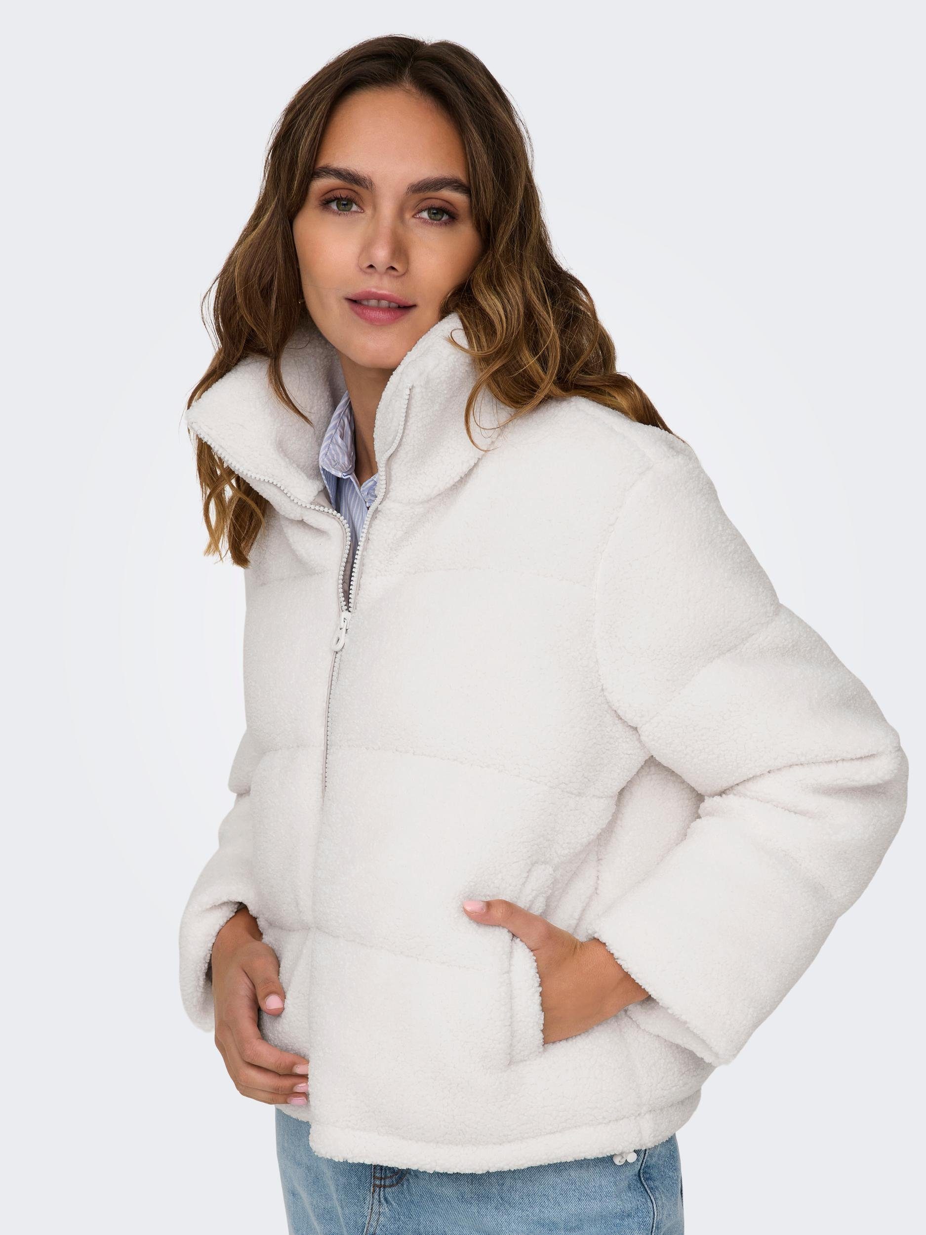 Only Gewatteerde jas ONLDOLLY TEDDY HIGHNECK PUFFER OTW