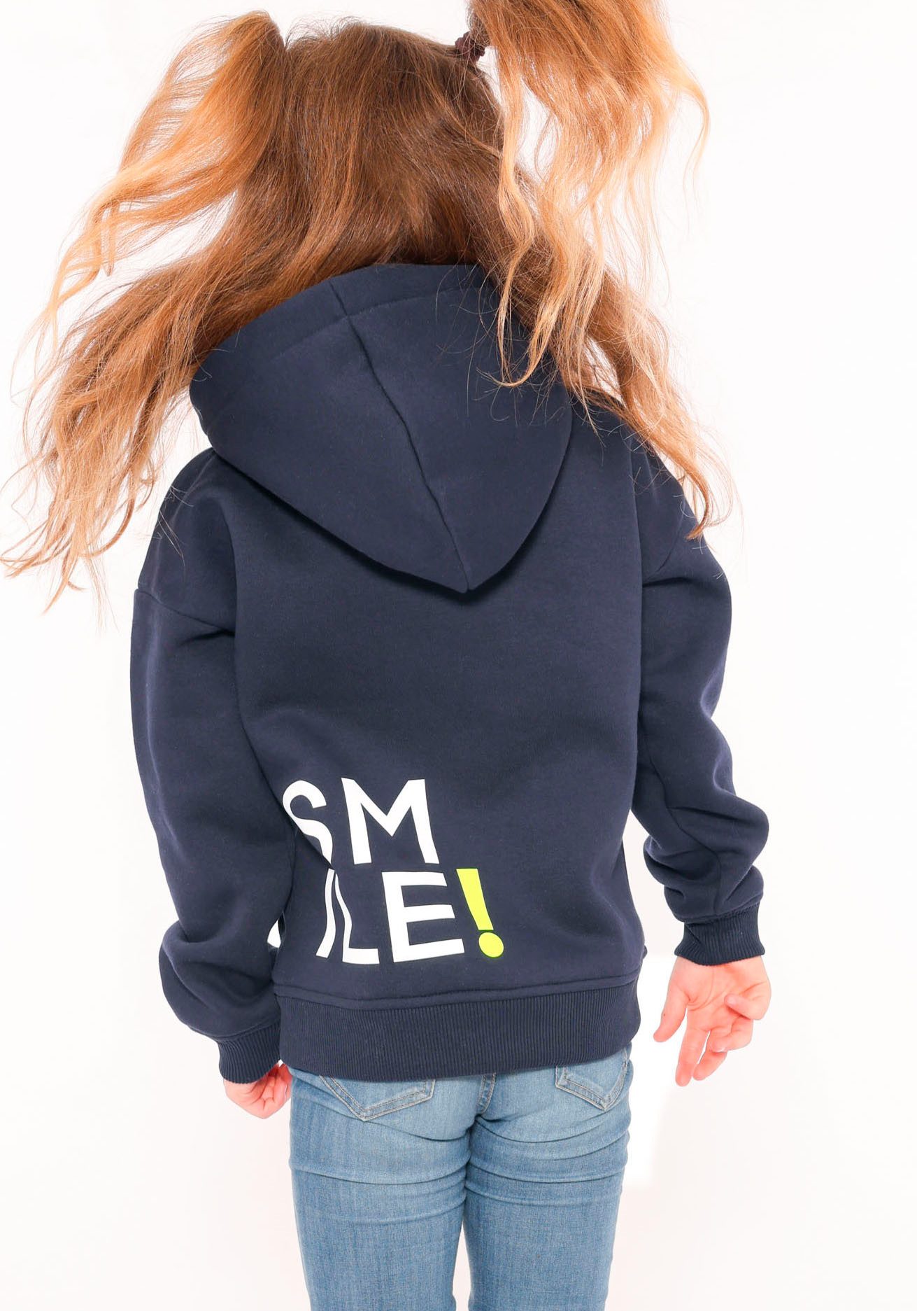 Zwillingsherz Hoodie Alissa-Kids met "smile"-opdruk in neonkleur en geborduurde smiley