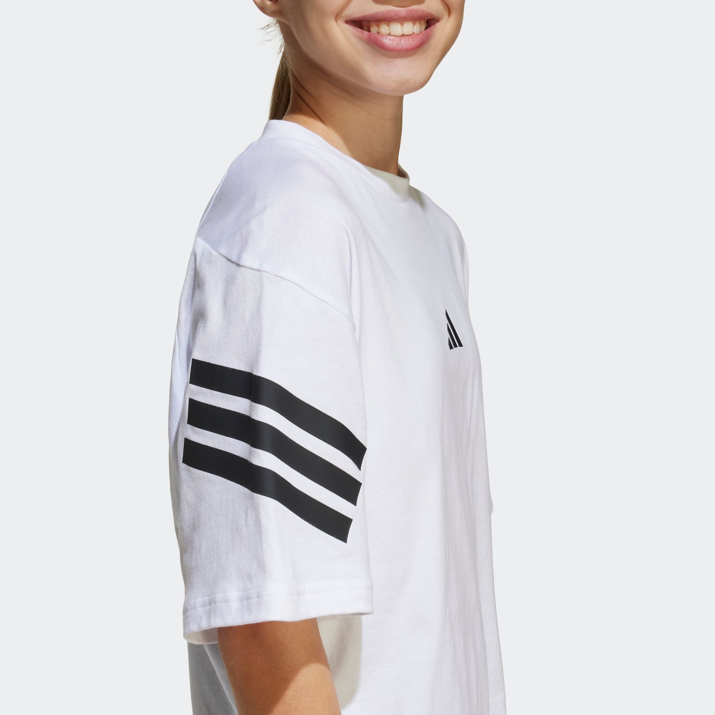 adidas Sportswear T-shirt J FI 3S T